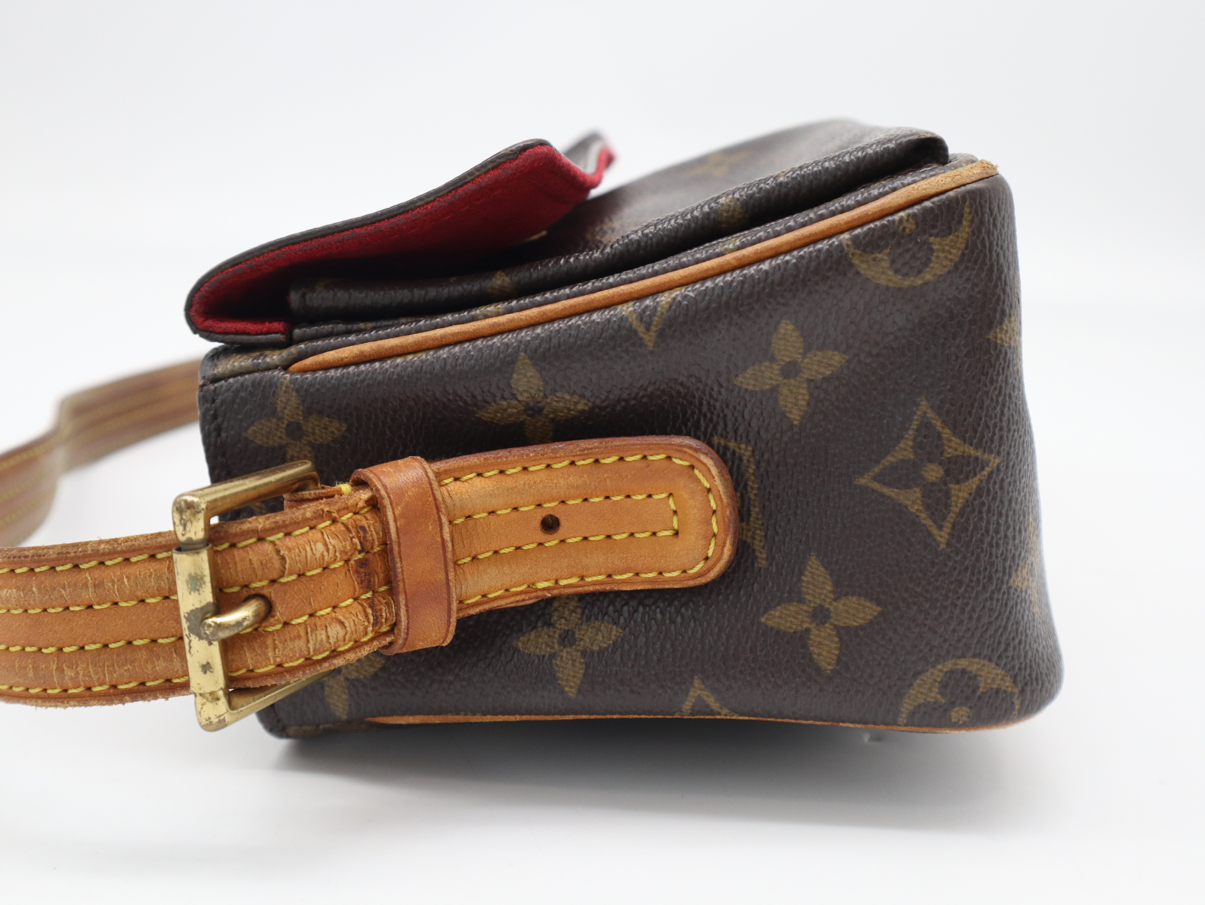 M51164 Monogram Viva Cite MM Shoulder Bag — view 3