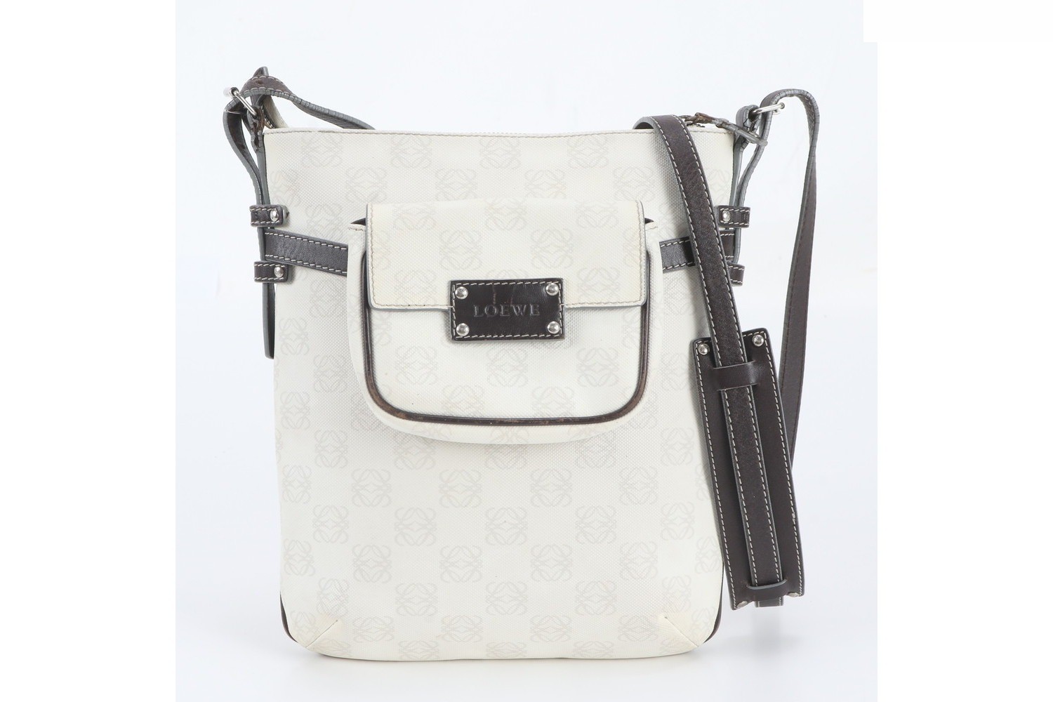 Anagram Leather Shoulder Bag