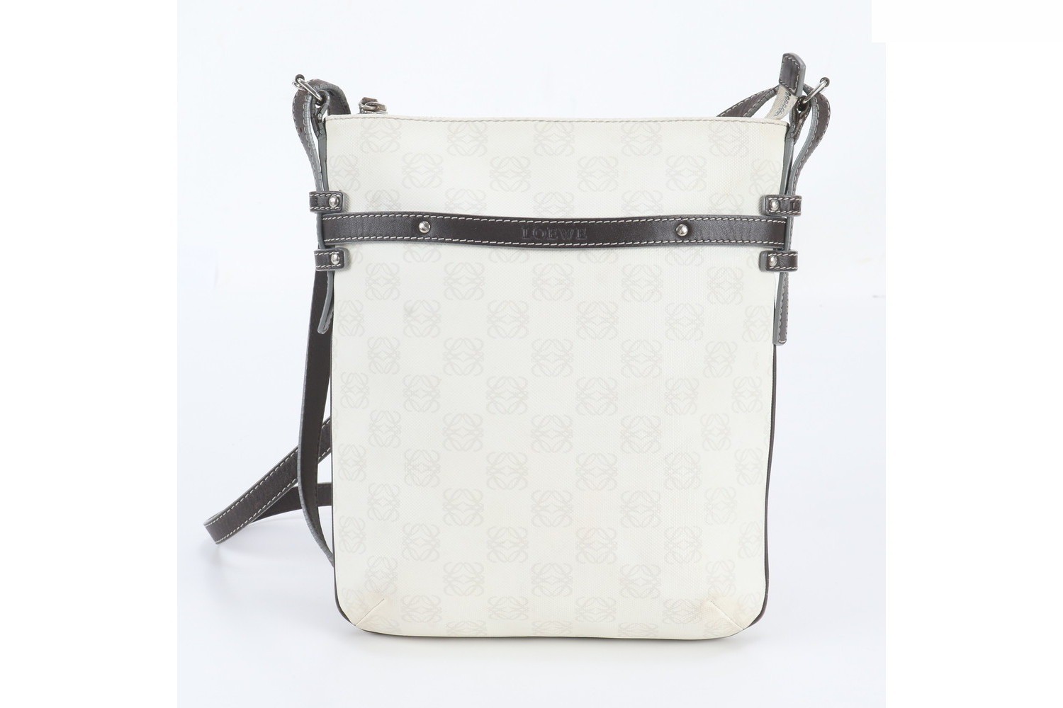 Anagram Leather Shoulder Bag — view 3