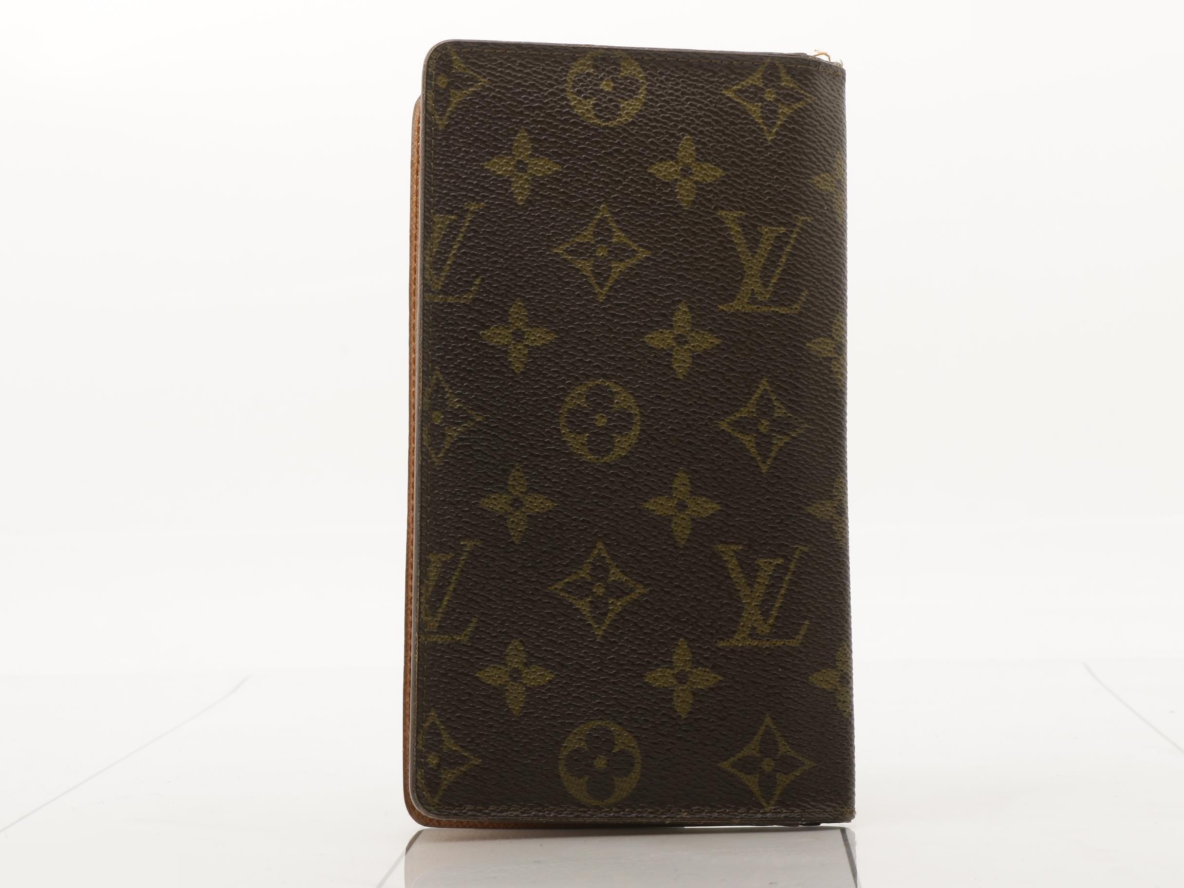Wallet 872A2 — view 2