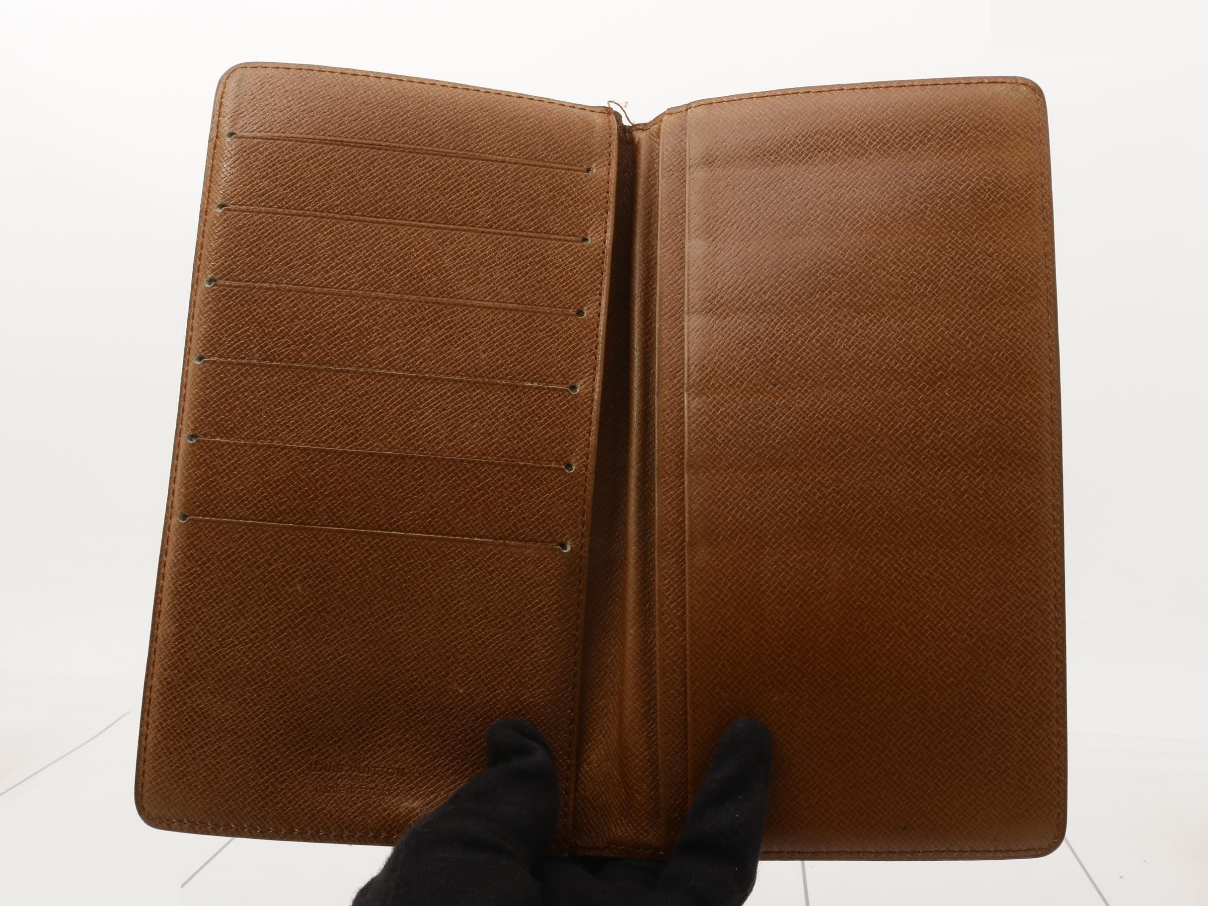 Wallet 872A2 — view 4