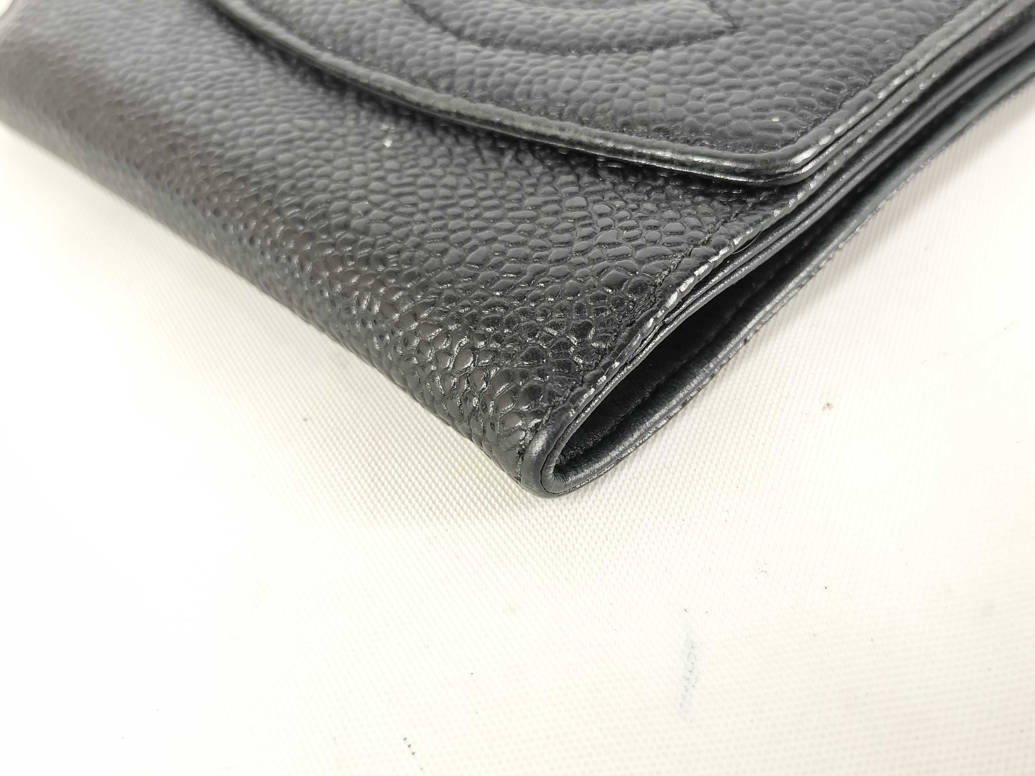 Caviar Skin Double Snap Wallet — view 2