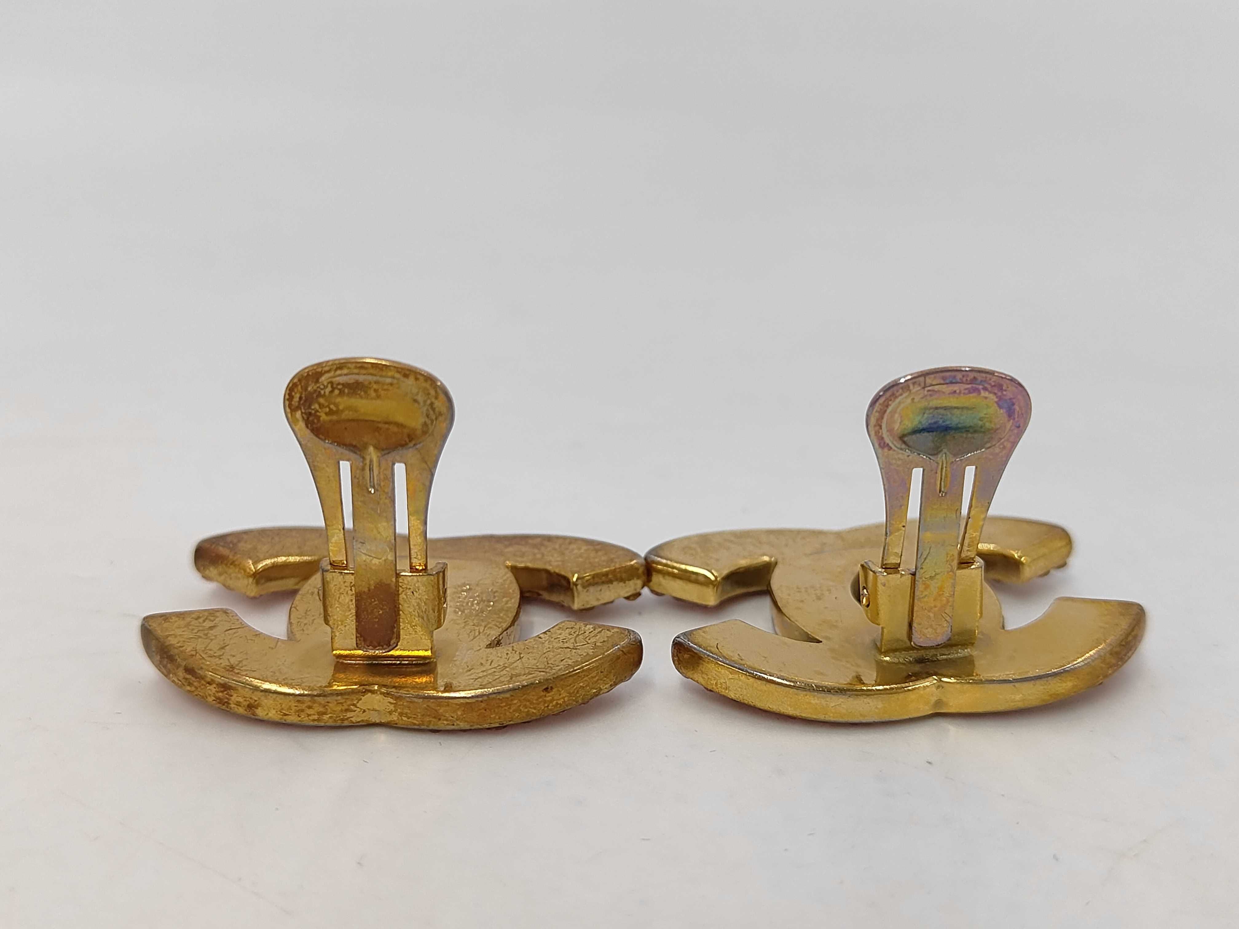 earrings — view 4
