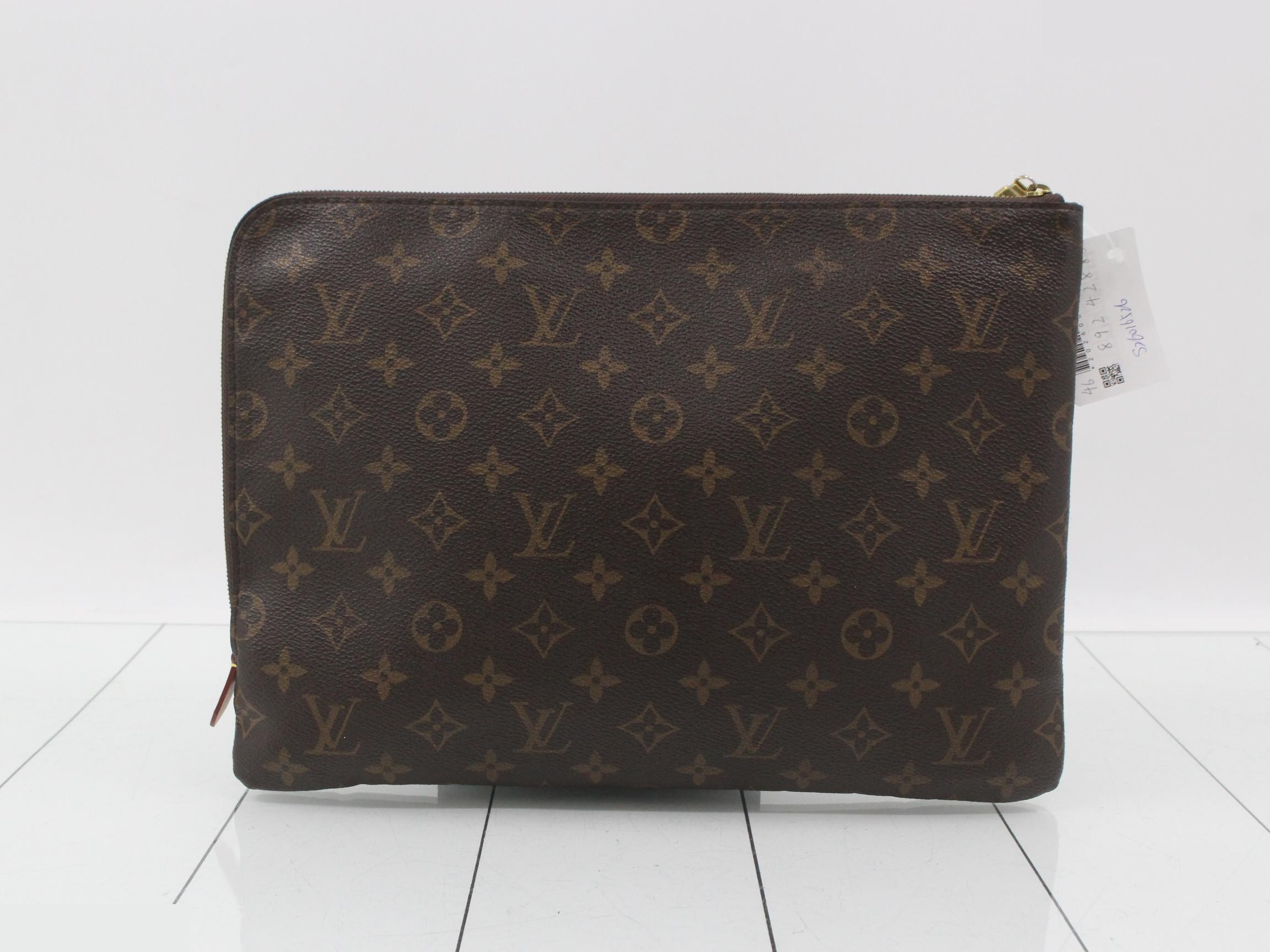 Monogram Etui Voyage MM Second Bag — view 2