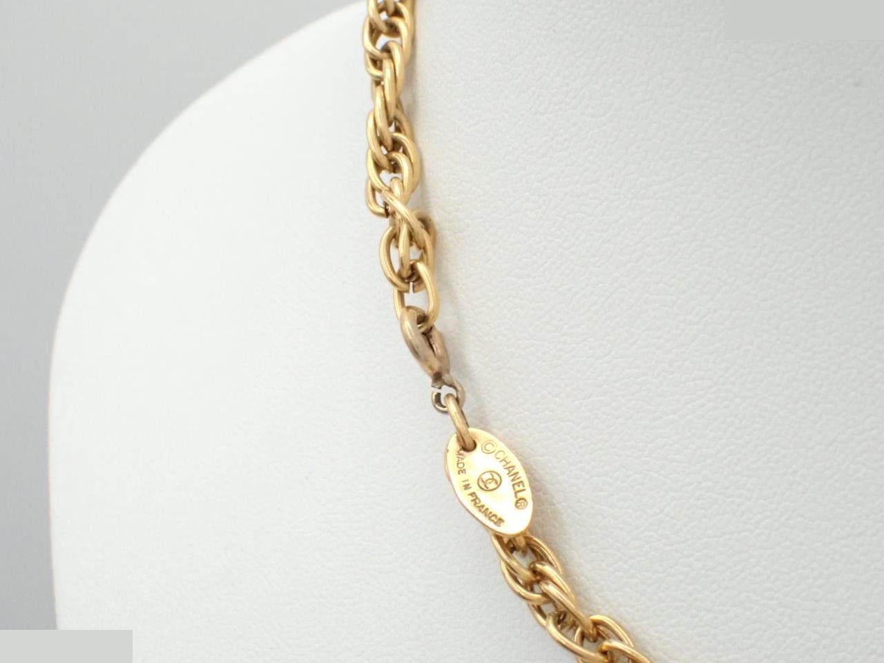 Vintage Classic (Precious Metal) Necklace Pendant, Chain approx. 36cm — view 2