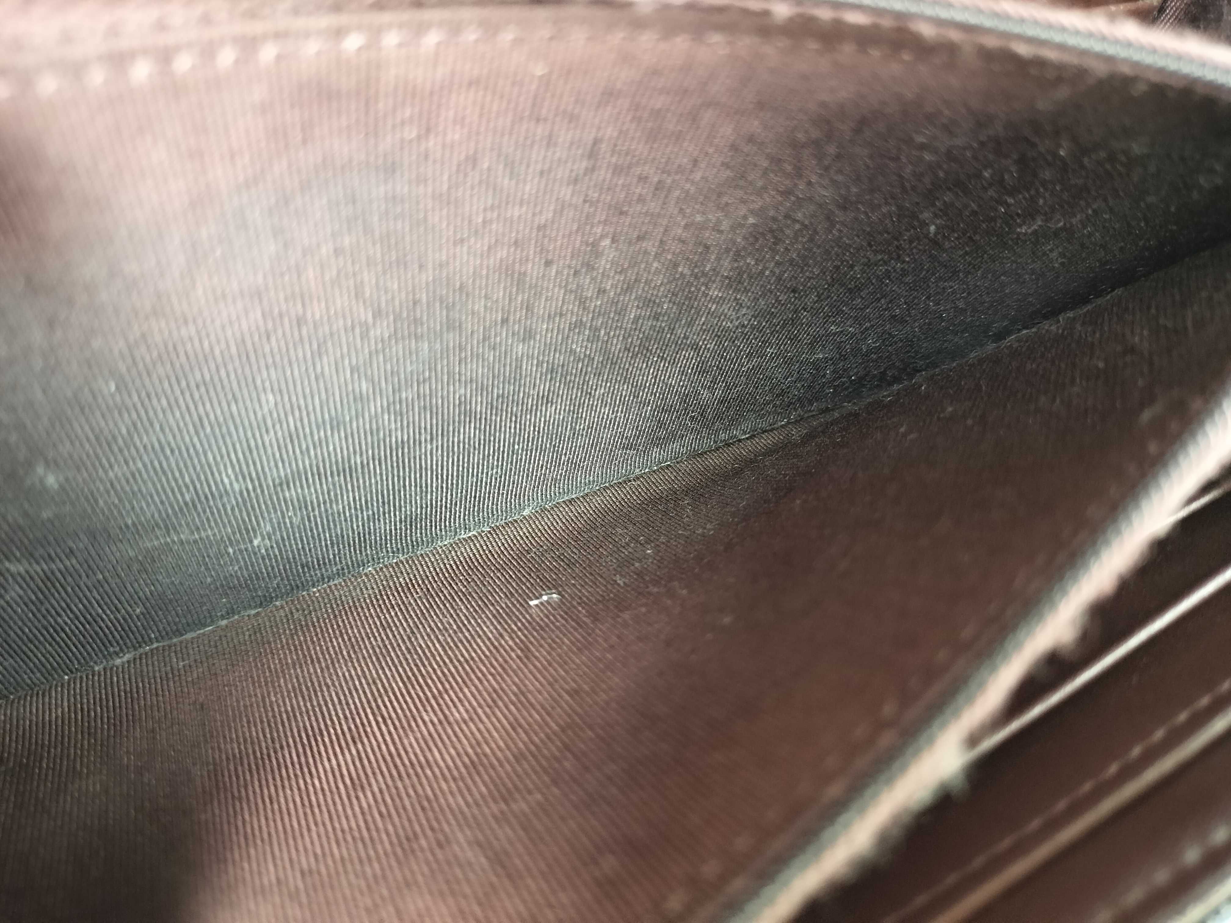 Caviar Skin Matelassé Wallet (Serial No. 28) with Coco Mark — view 11