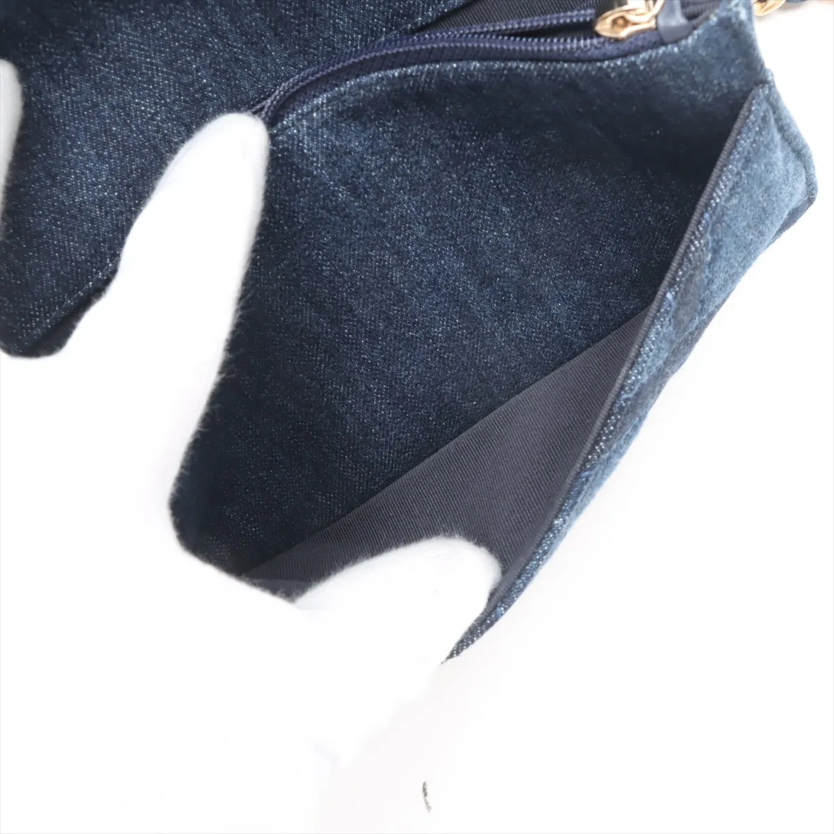 19 Denim Chain Wallet Blue Gold x Silver Hardware U88P0HGH Random Plate — view 11