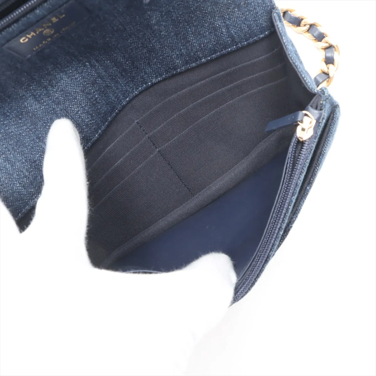 19 Denim Chain Wallet Blue Gold x Silver Hardware U88P0HGH Random Plate — view 8