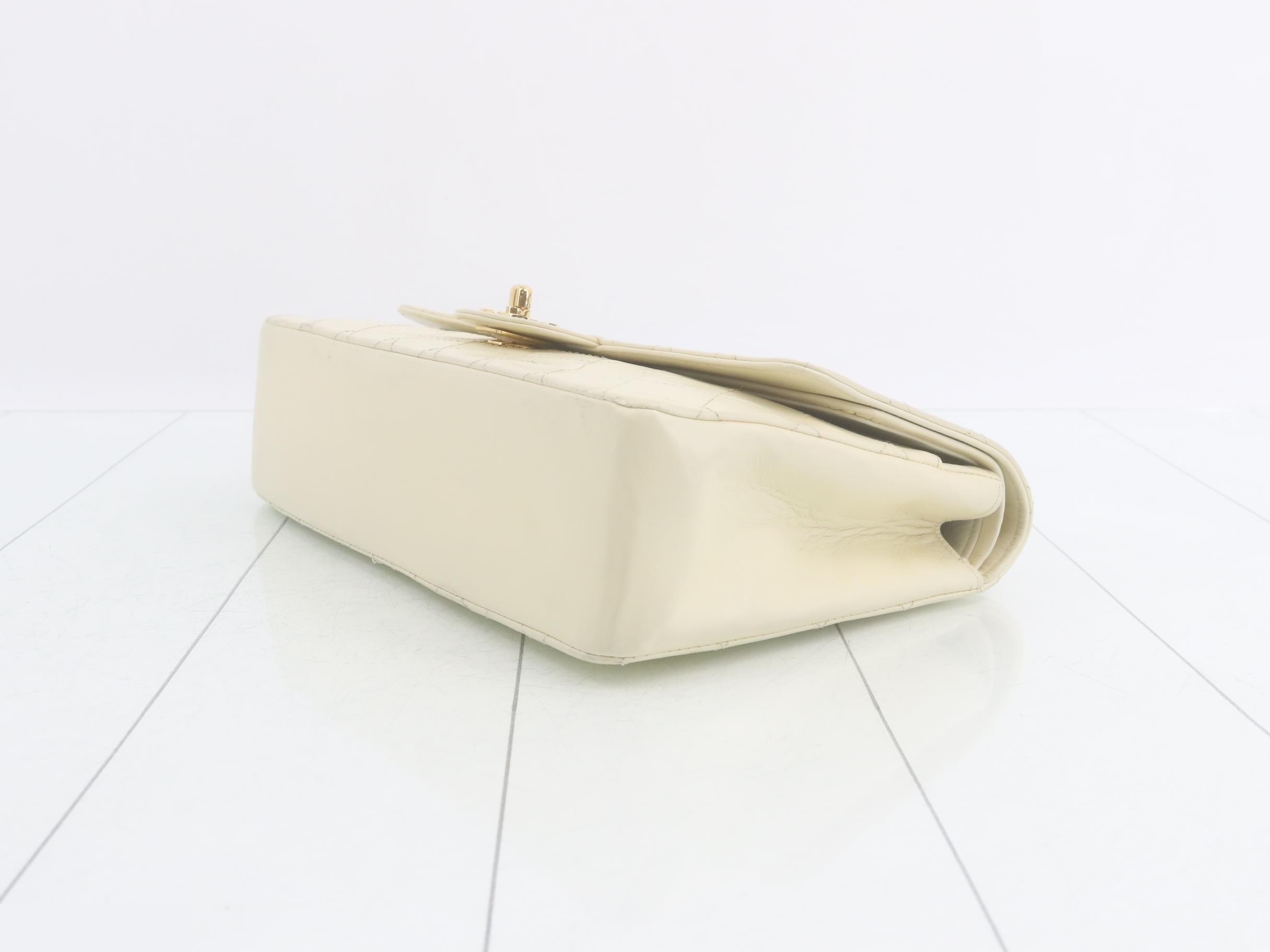 Matelassé Leather Coco Mark Double Flap Double Chain Shoulder Bag — view 6