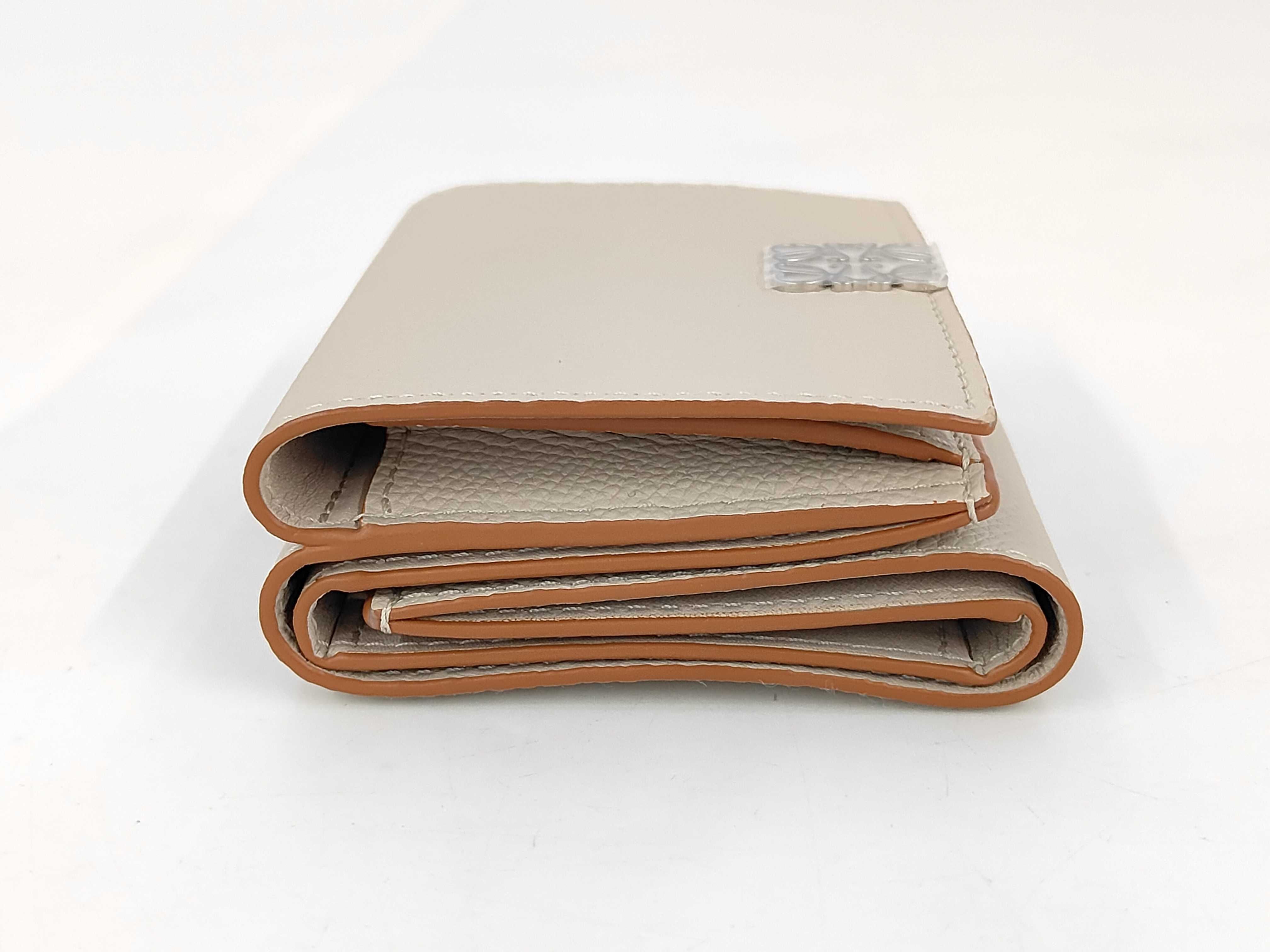 Anagram Trifold Wallet, Beige — view 4