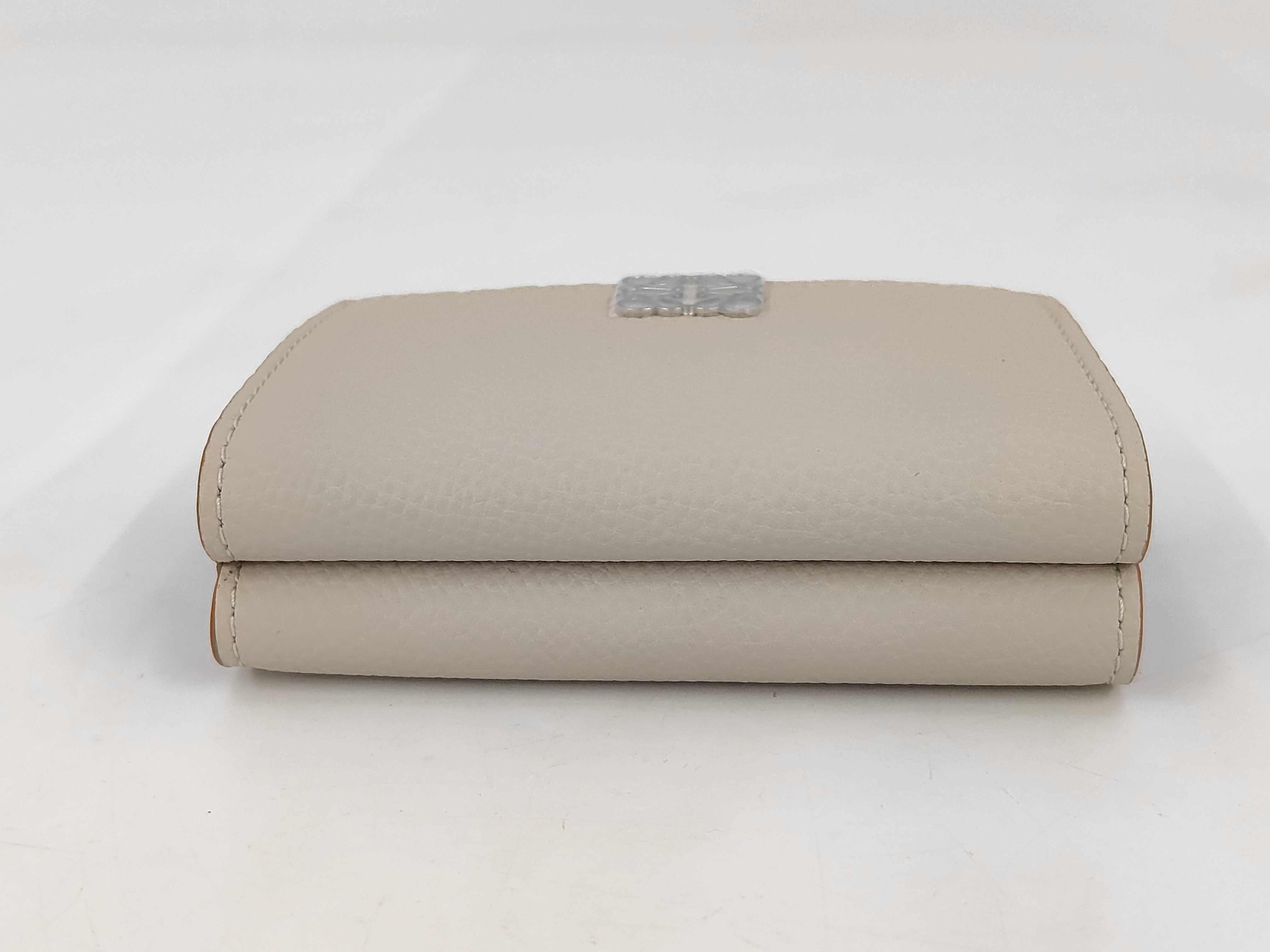 Anagram Trifold Wallet, Beige — view 5