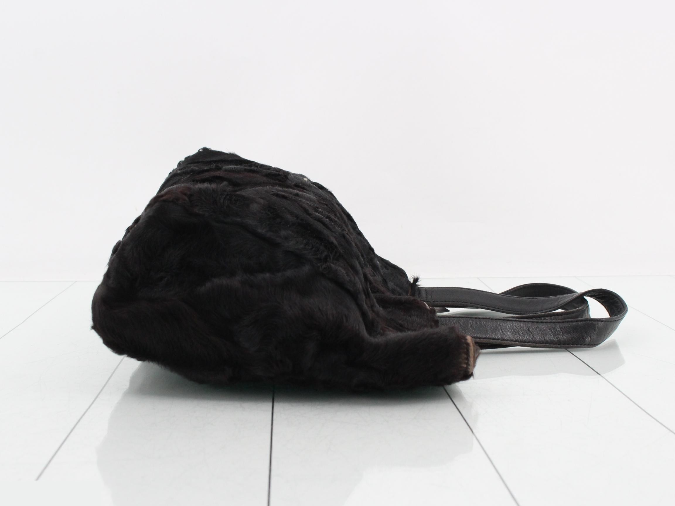 Rabbit fur and leather handle handbag, black. — view 3