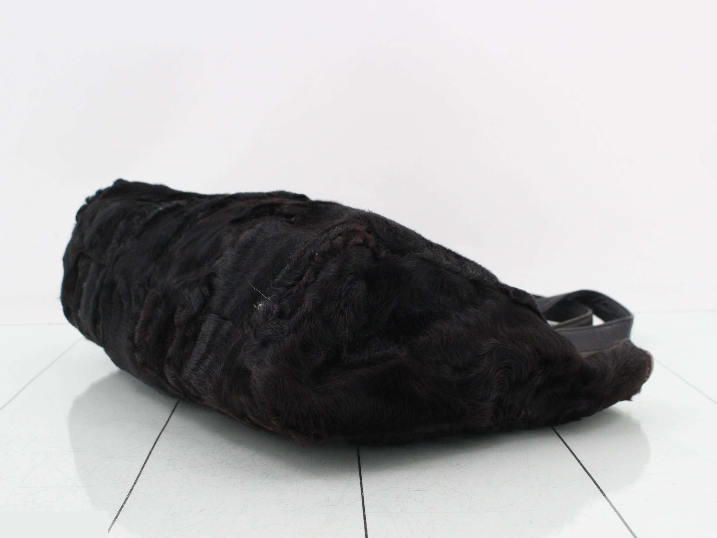 Rabbit fur and leather handle handbag, black. — view 6