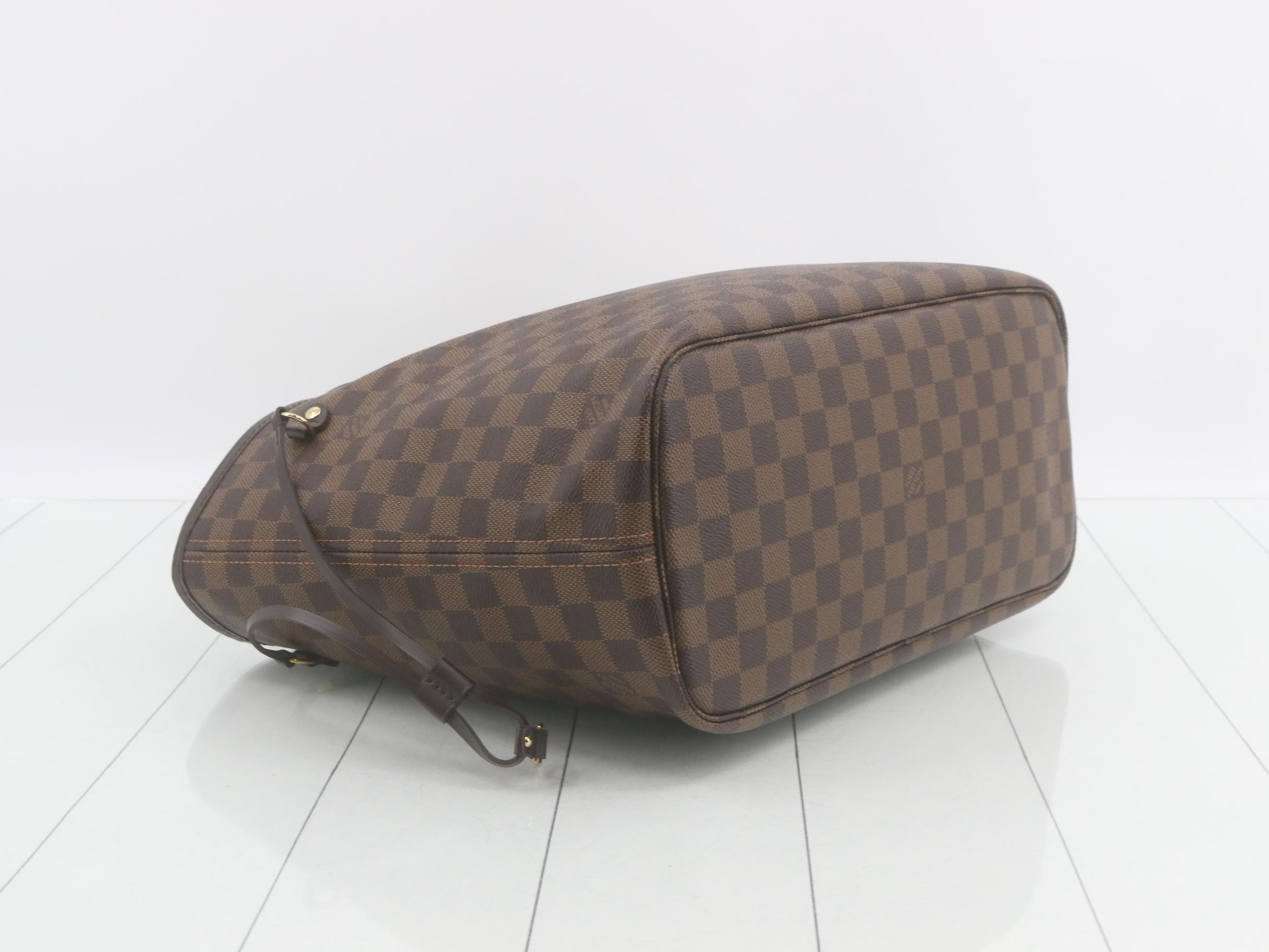 Neverfull MM Rose Ballerine — view 5