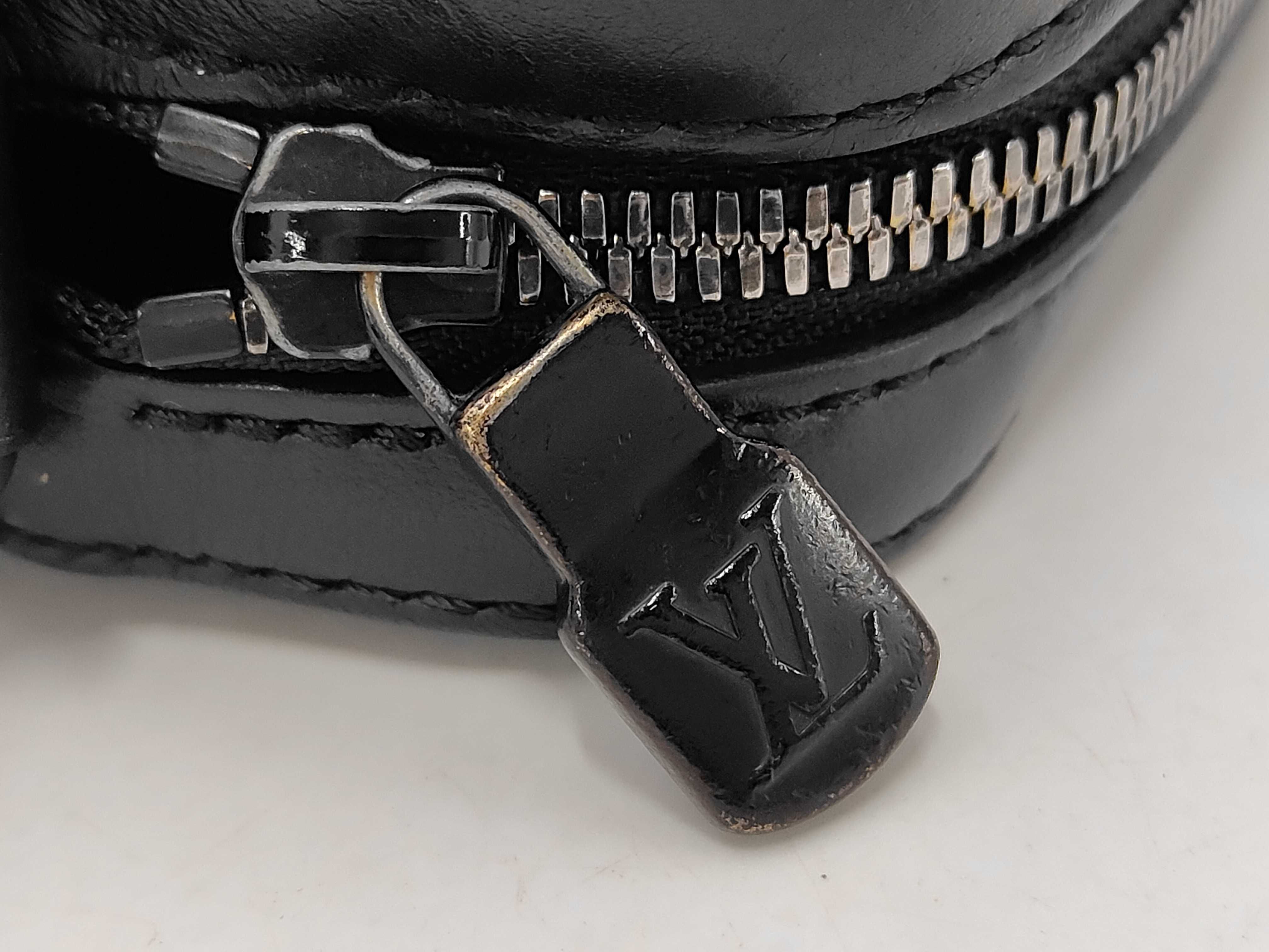 Monogram Shadow Duo Messenger M69827 Black (RFID detected) Shoulder Bag — view 11
