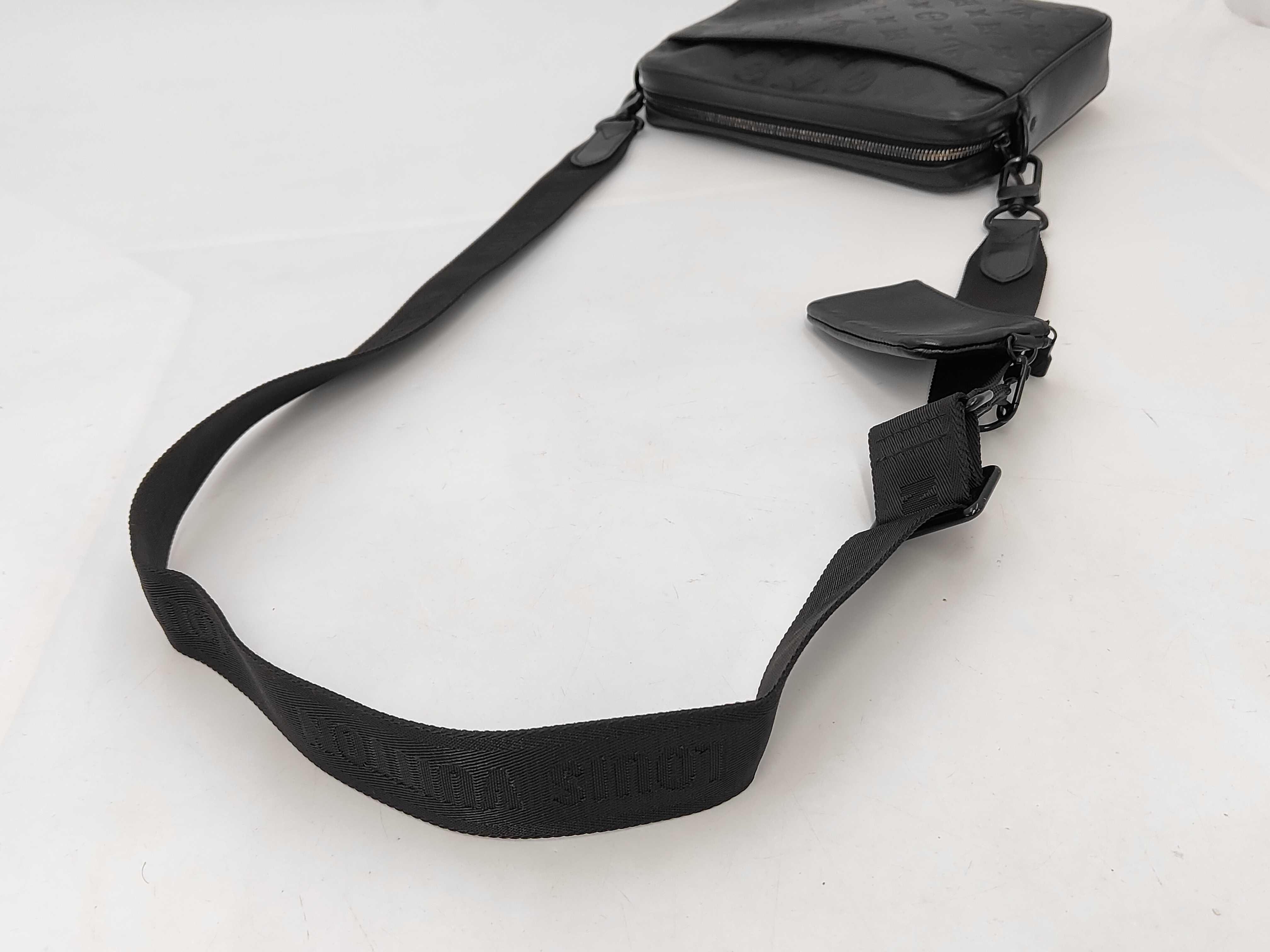 Monogram Shadow Duo Messenger M69827 Black (RFID detected) Shoulder Bag — view 3