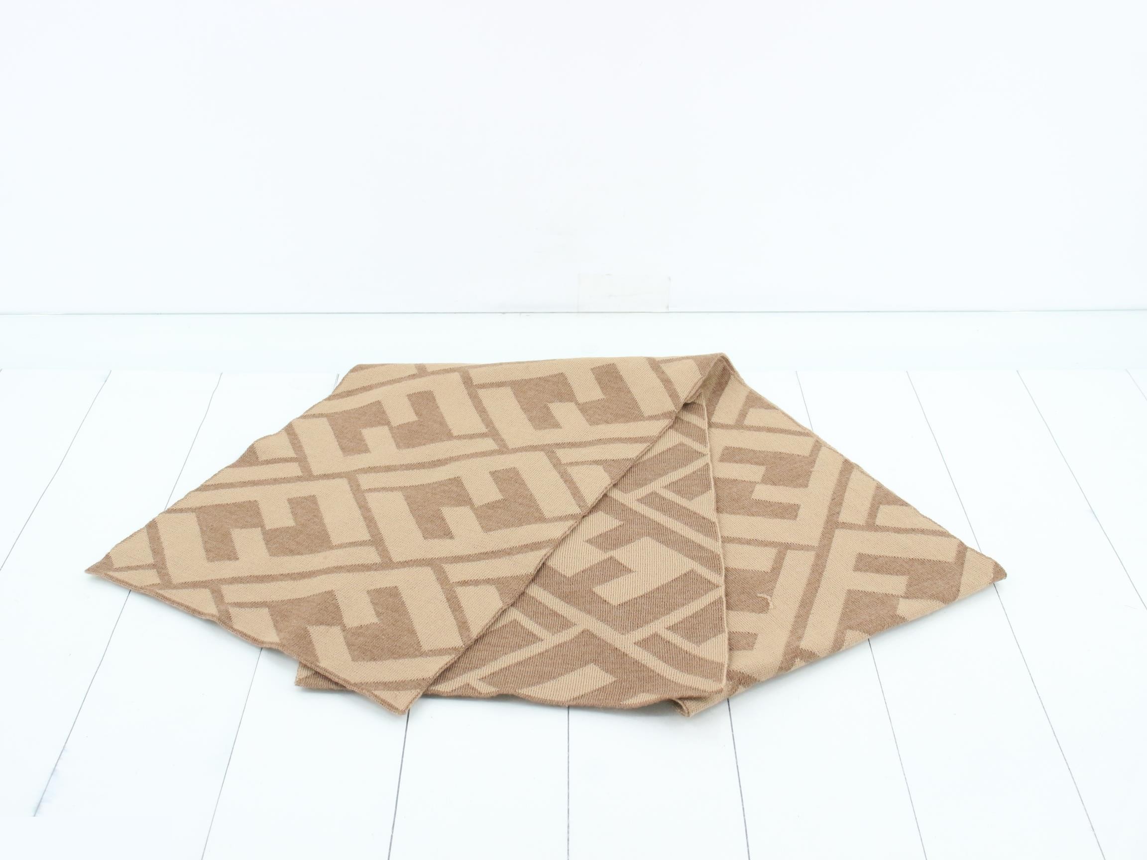 ZUCCA Scarf, Brown — view 2