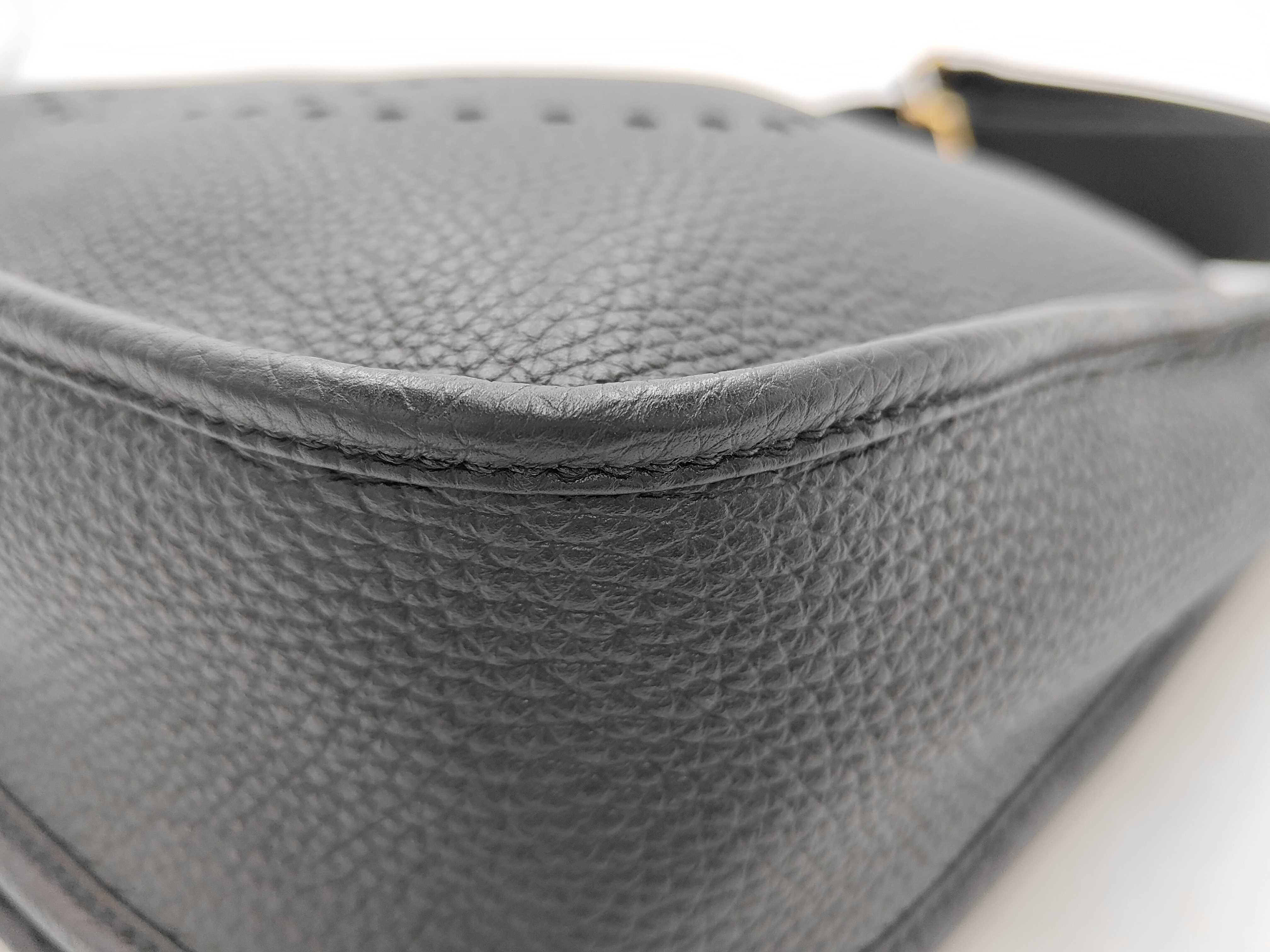 Evelyne 3PM Taurillon Black U Stamp Shoulder Bag — view 4