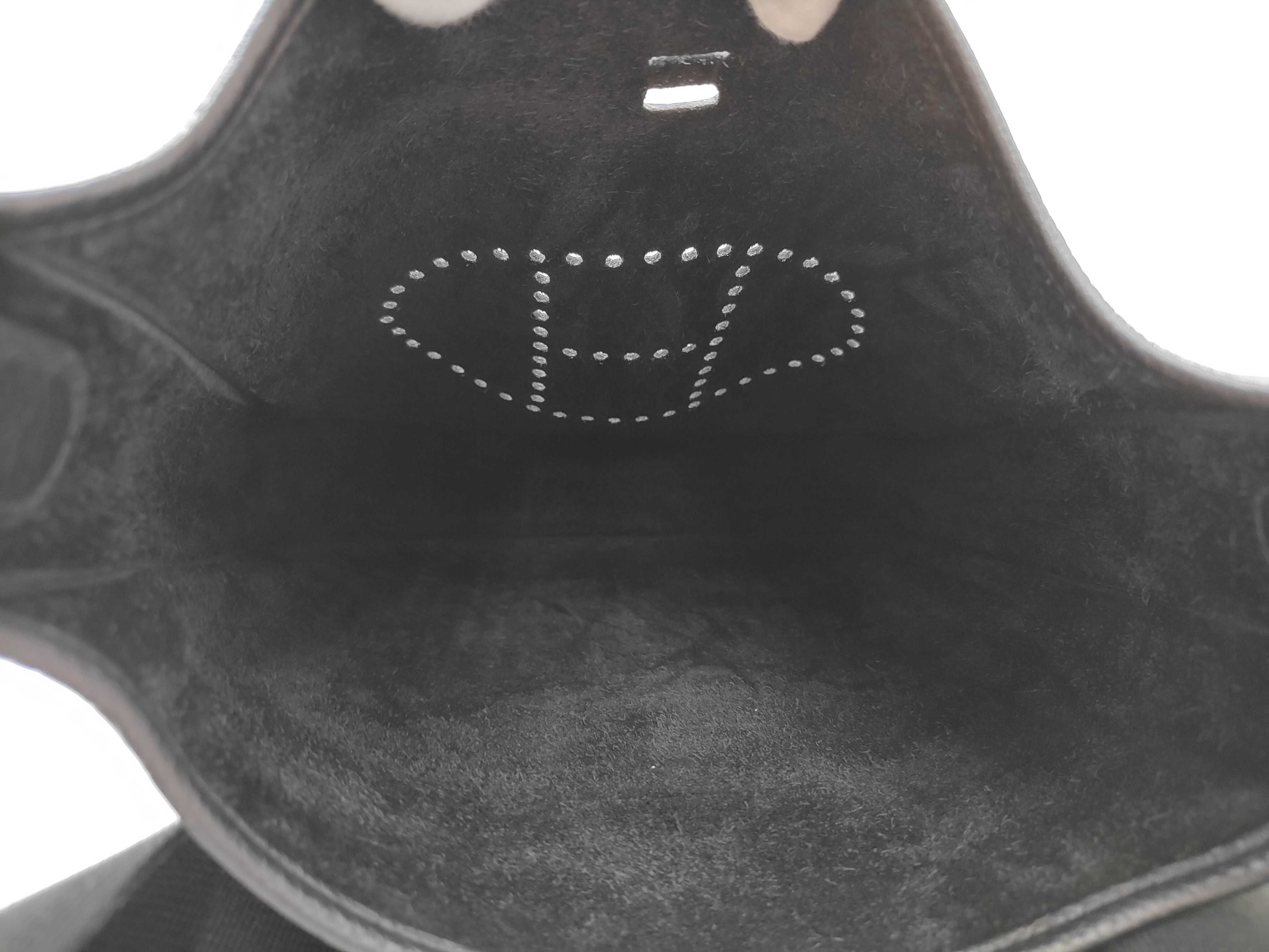 Evelyne 3PM Taurillon Black U Stamp Shoulder Bag — view 8