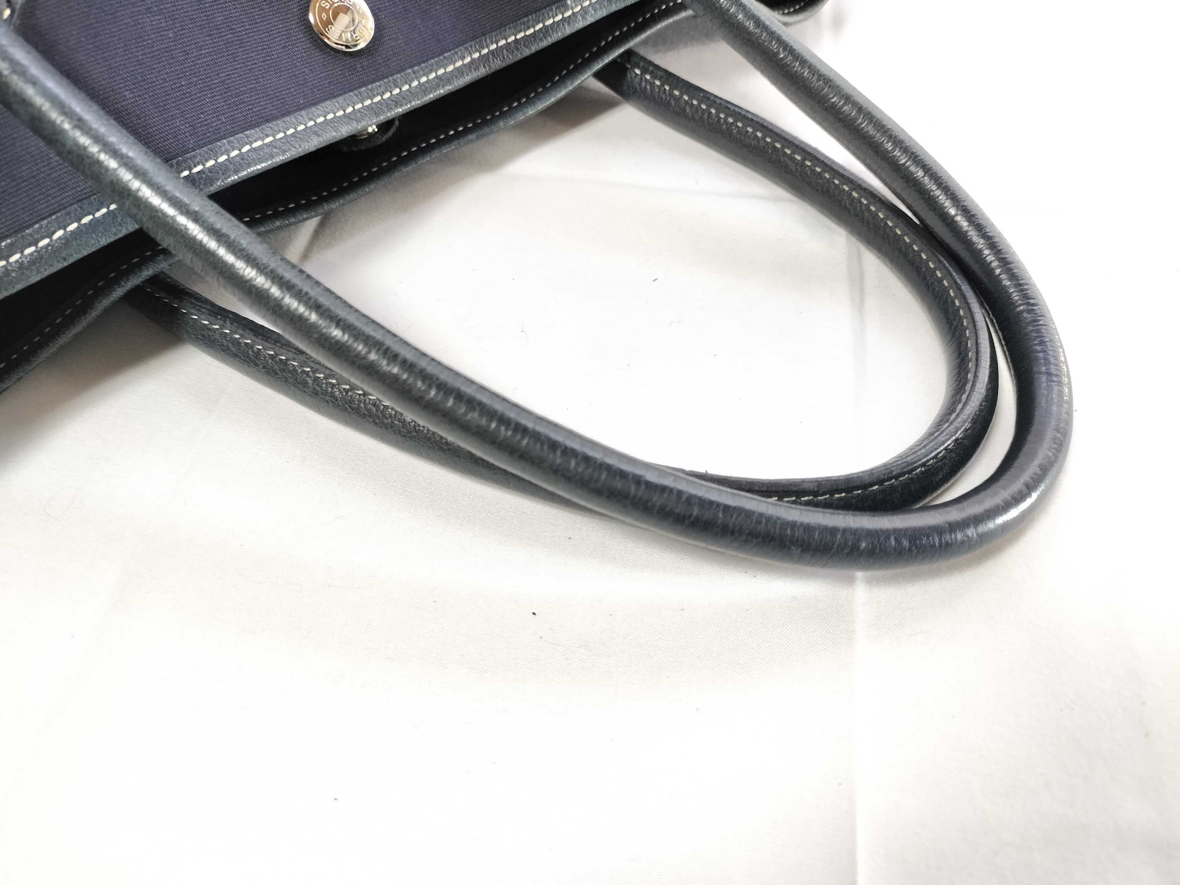 Garden Party 36 Toile Officier Navy I Tote Bag — view 3