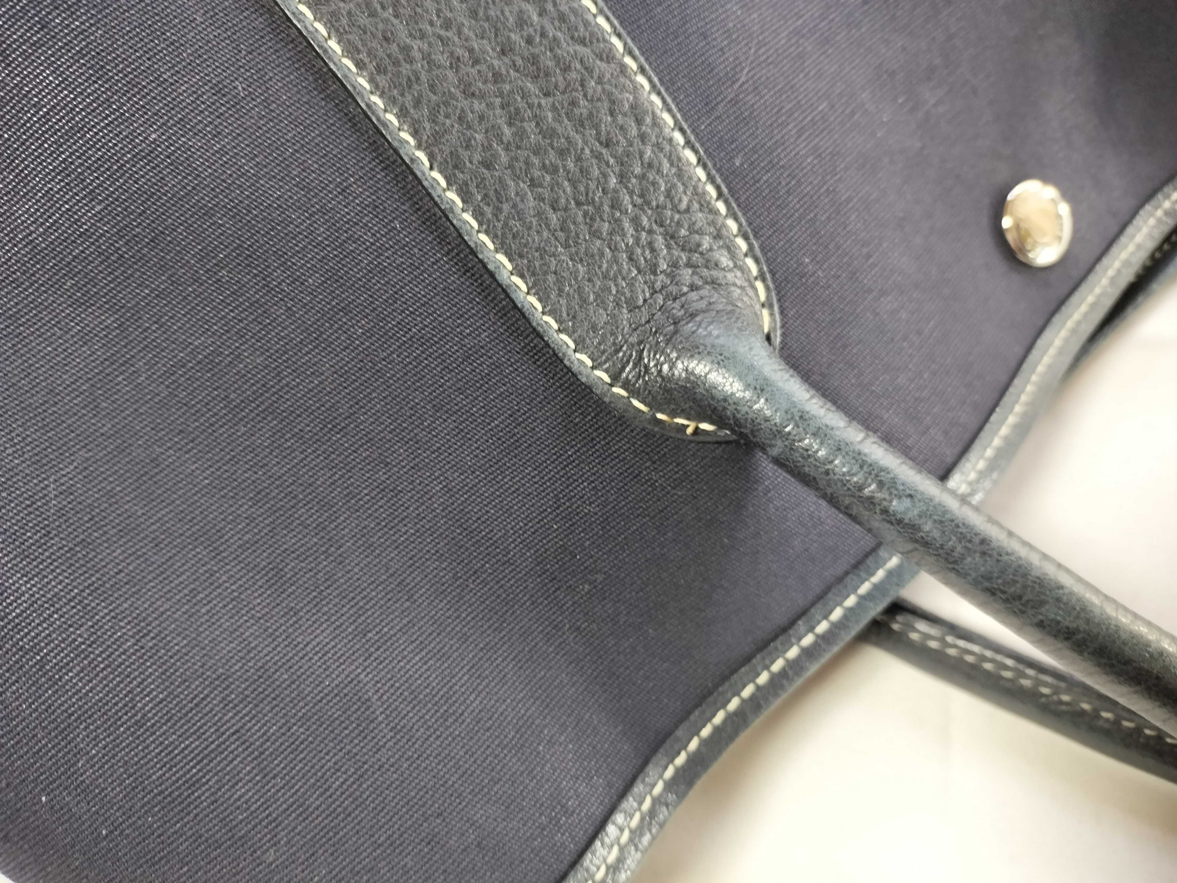 Garden Party 36 Toile Officier Navy I Tote Bag — view 5