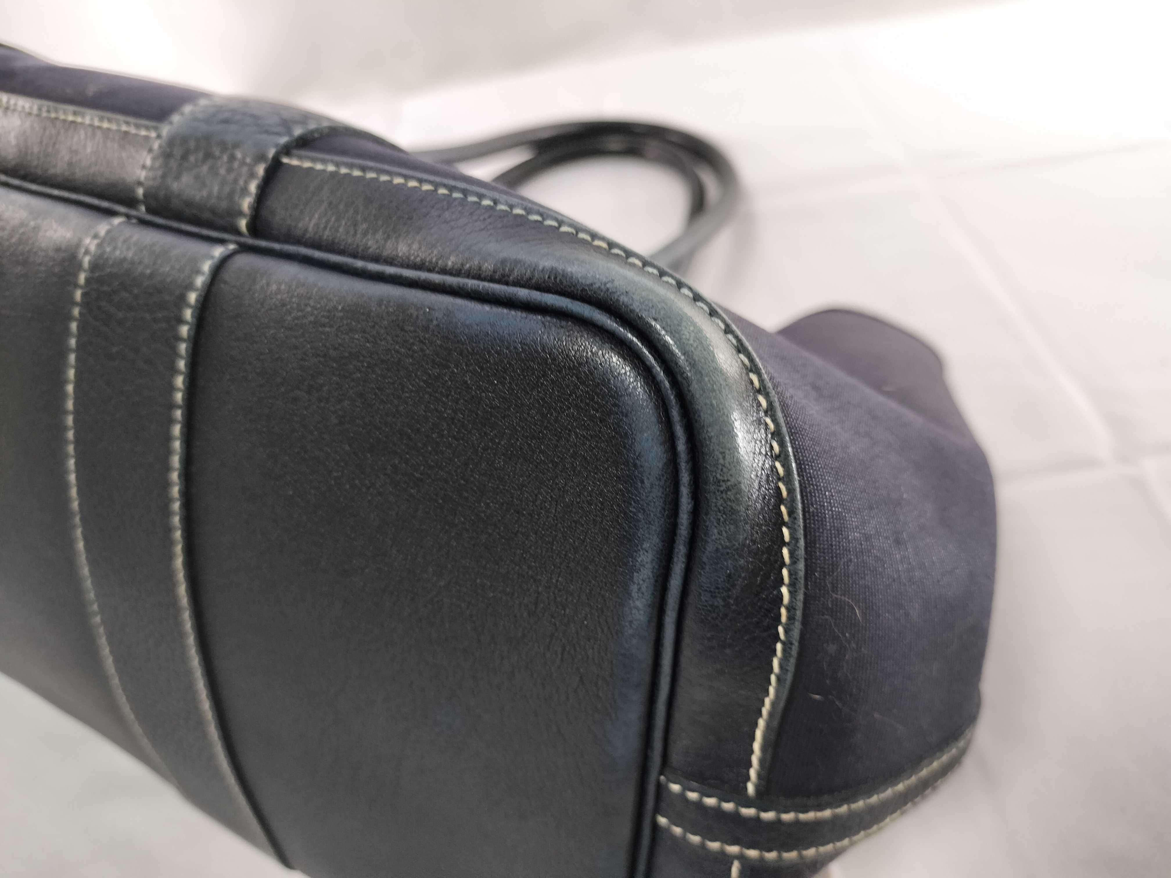 Garden Party 36 Toile Officier Navy I Tote Bag — view 7