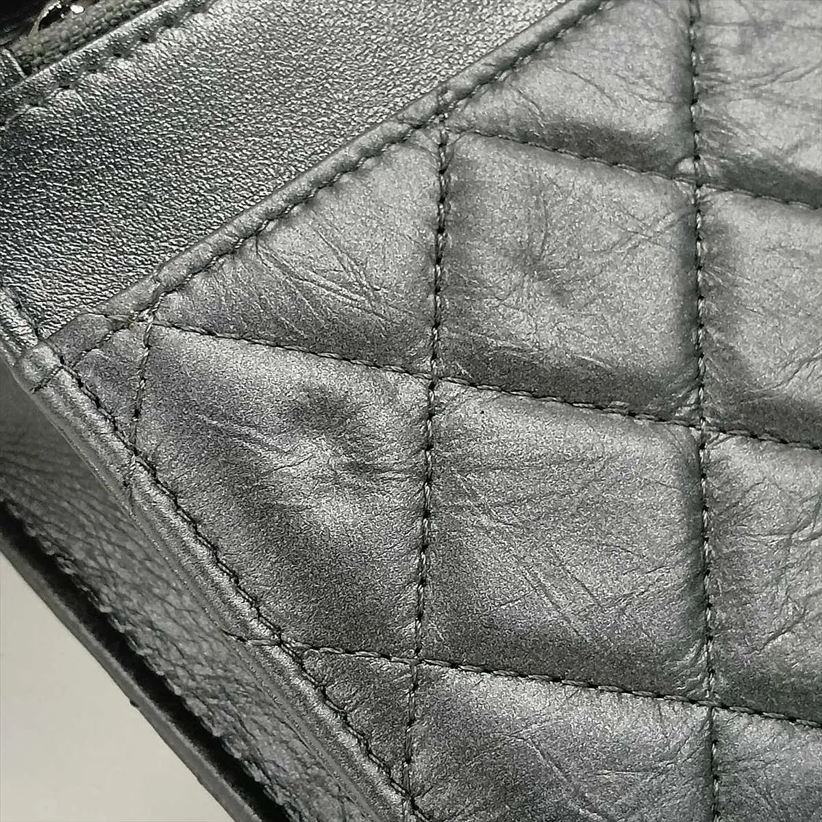 Matelassé Vintage Calfskin Chain Wallet, Silver, Silver Hardware, 26678412, Serial Number 26 — view 13