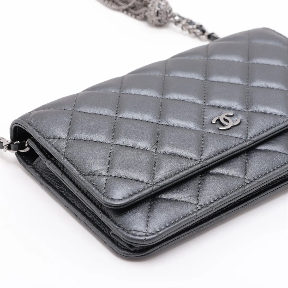 Matelassé Vintage Calfskin Chain Wallet, Silver, Silver Hardware, 26678412, Serial Number 26 — view 4