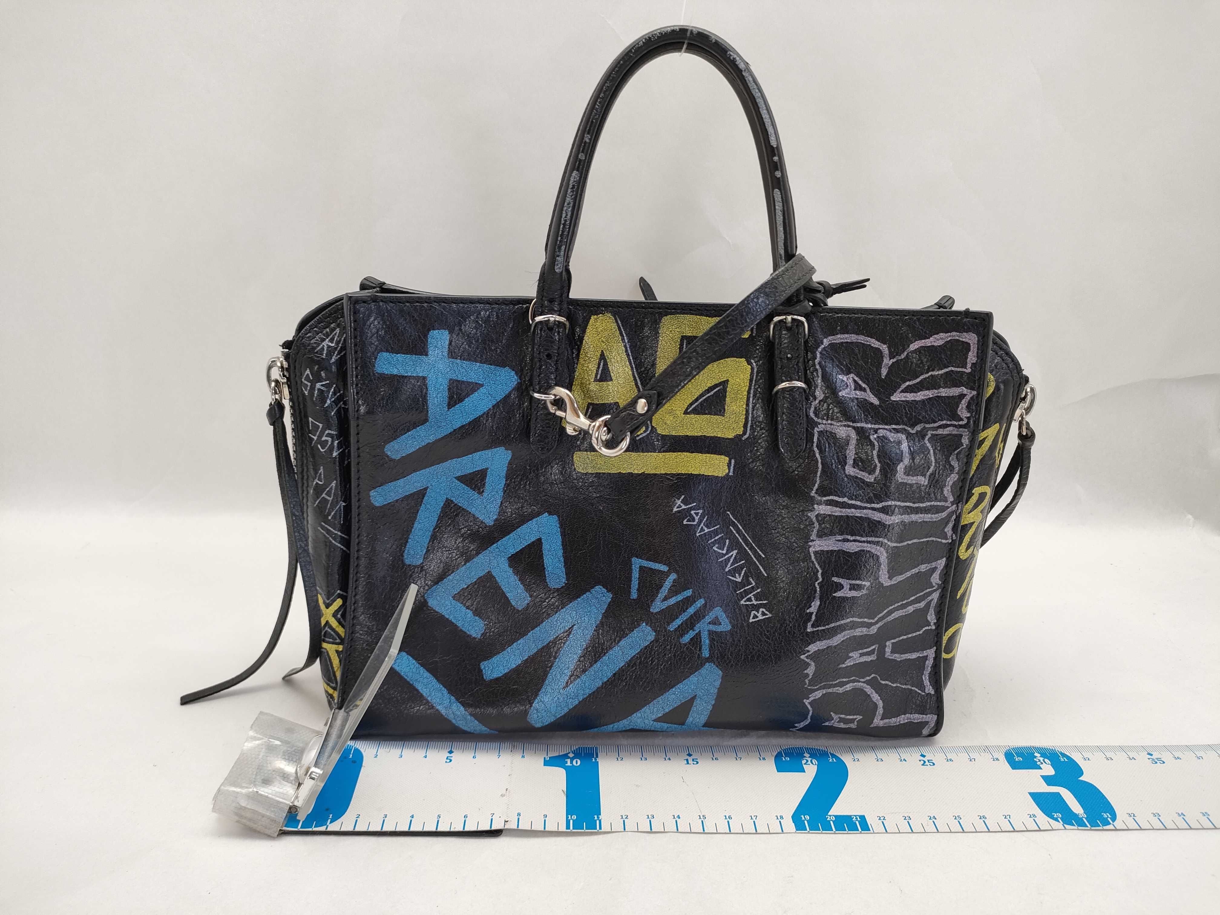 Paper A6 Graffiti Mirror Included Black 2-Way Shoulder Bag/Handbag — view 2