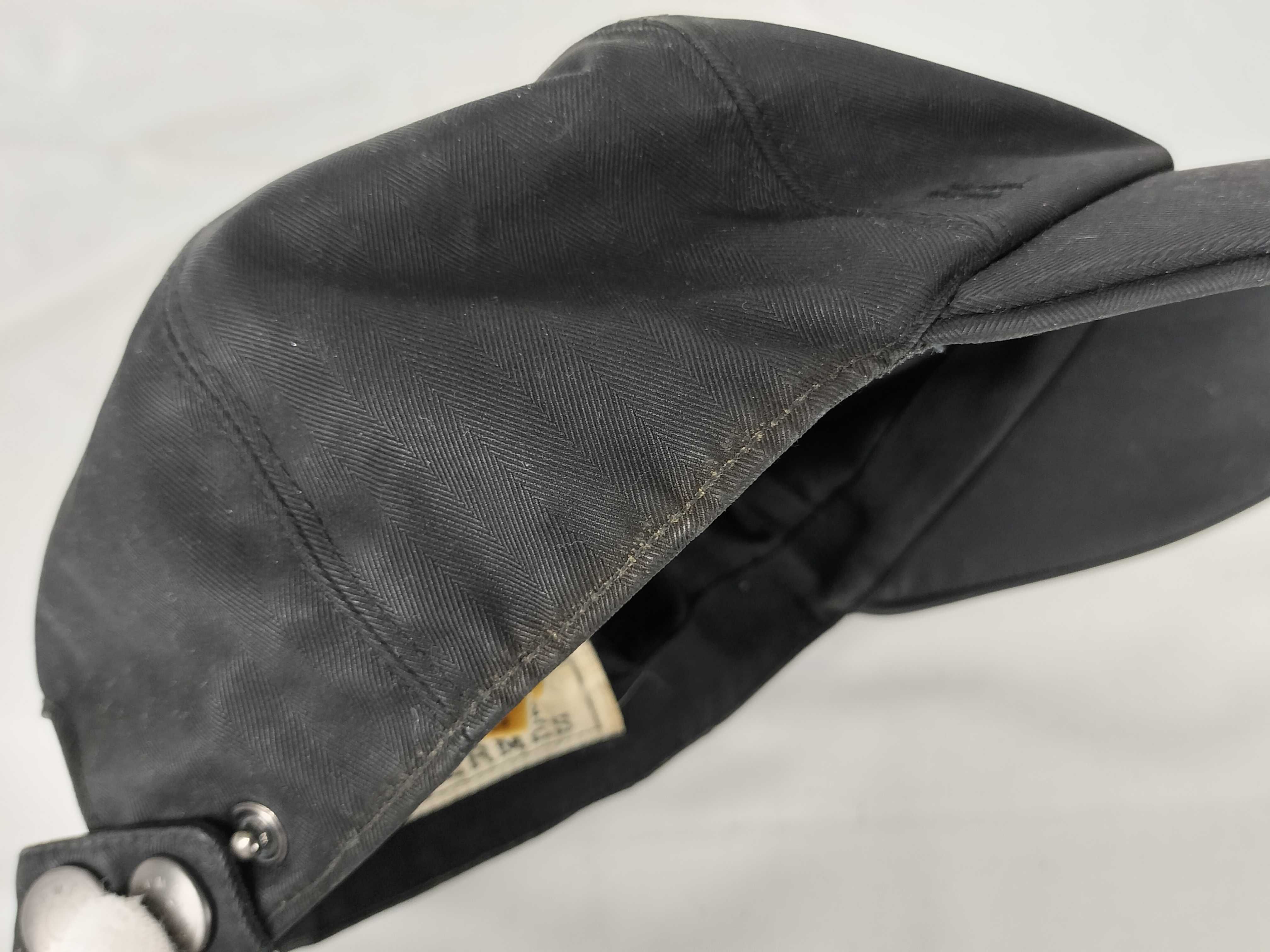 cap and other accessories — view 13
