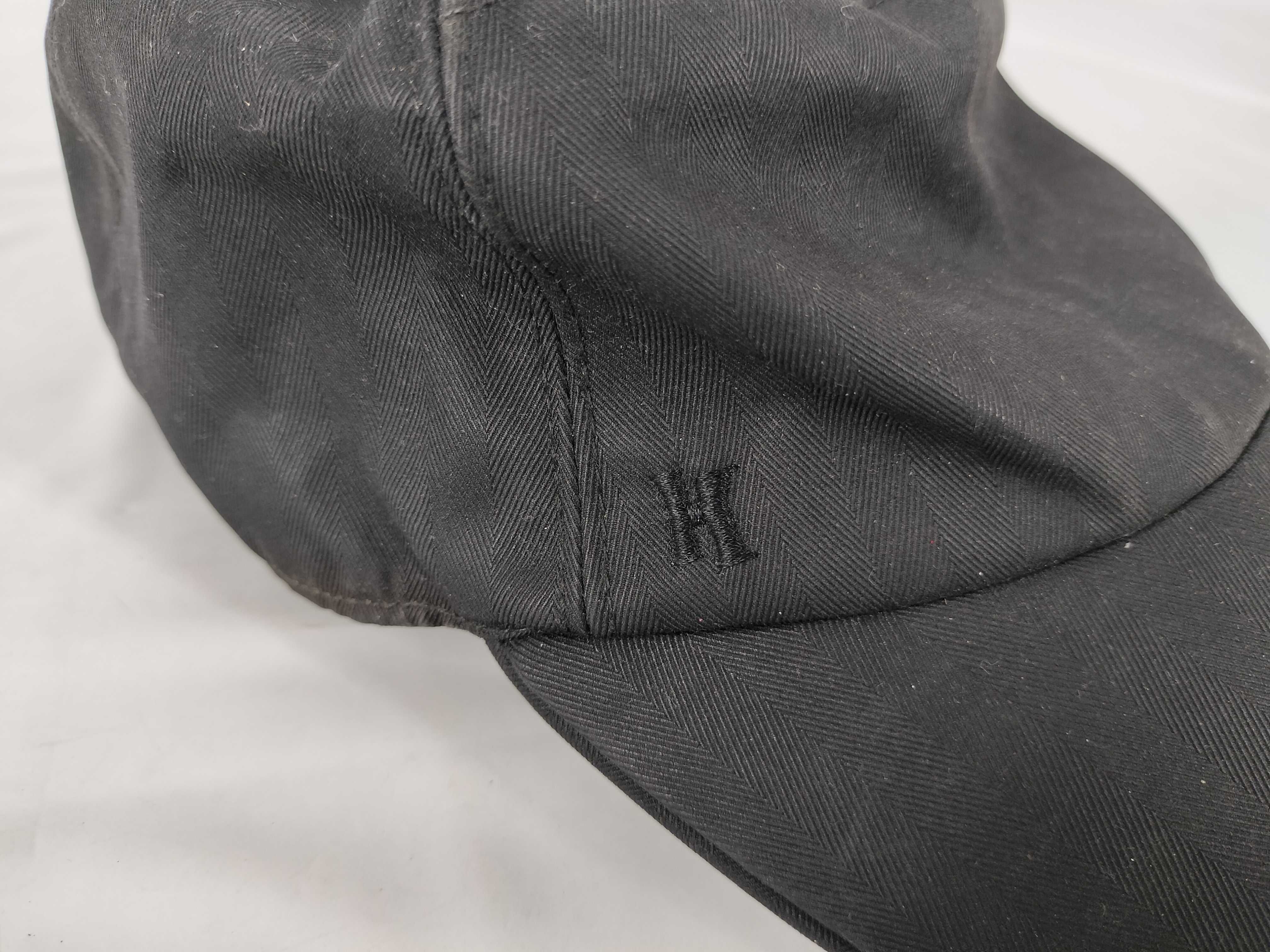 cap and other accessories — view 14