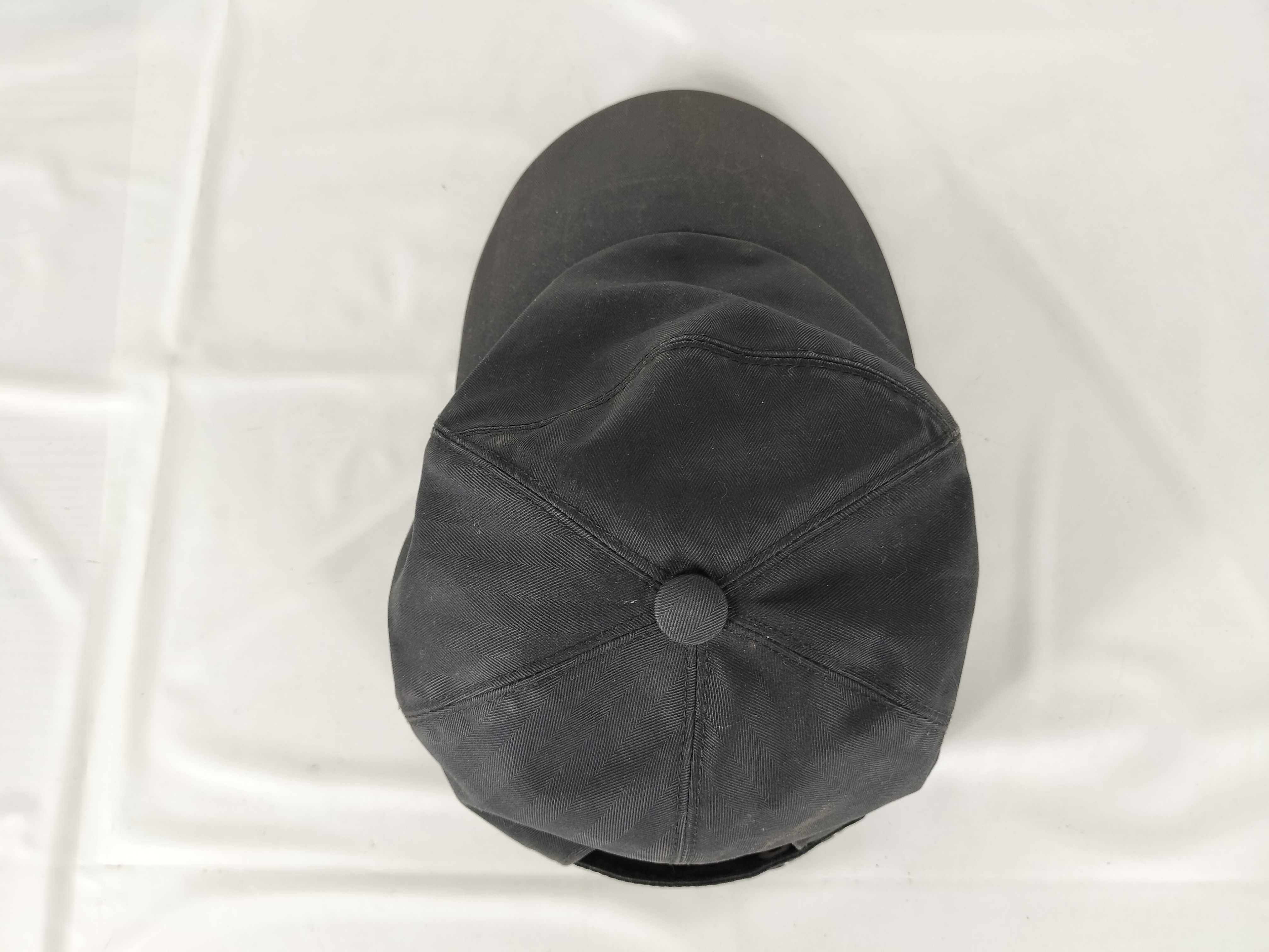 cap and other accessories — view 4