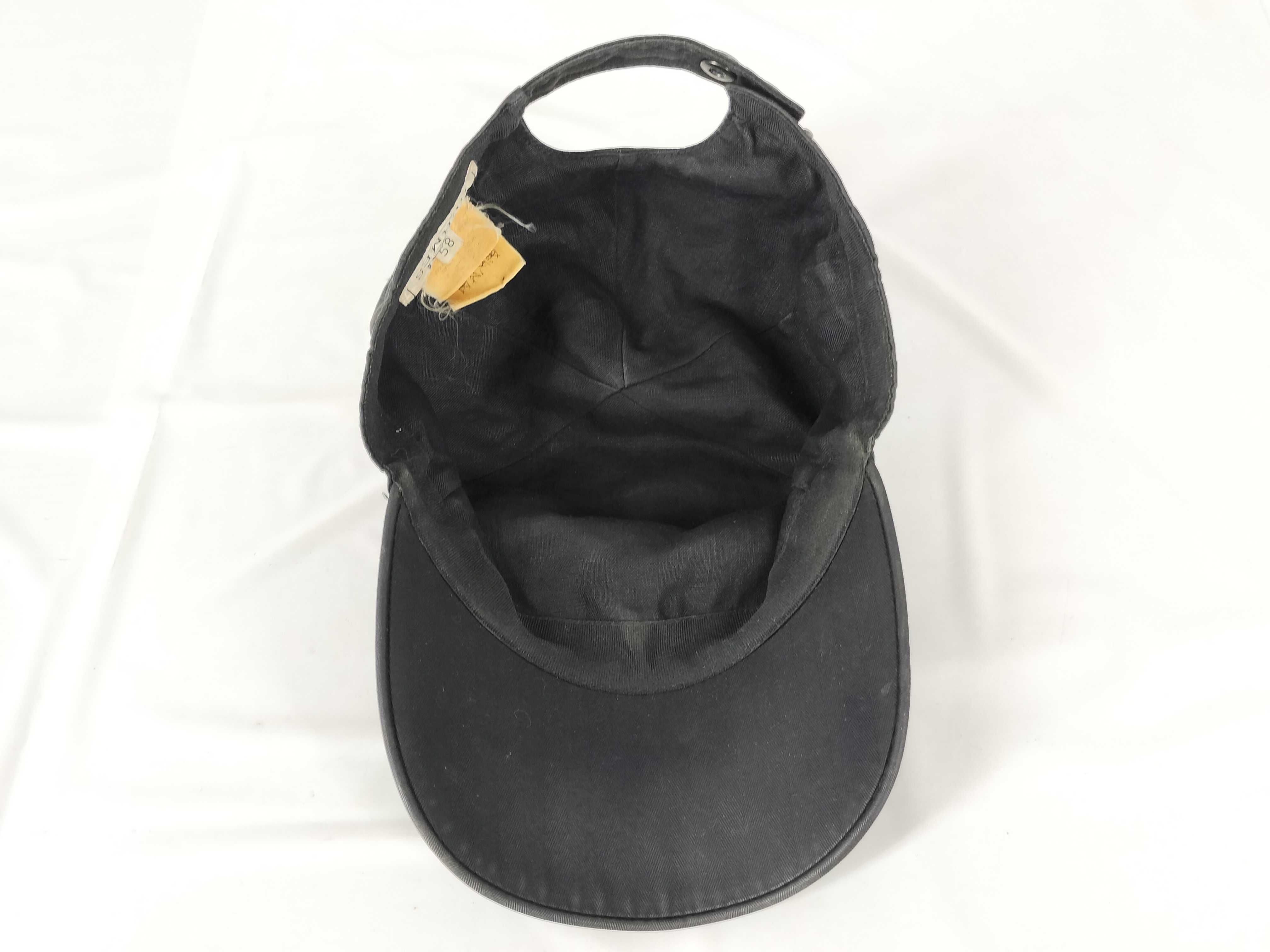 cap and other accessories — view 5