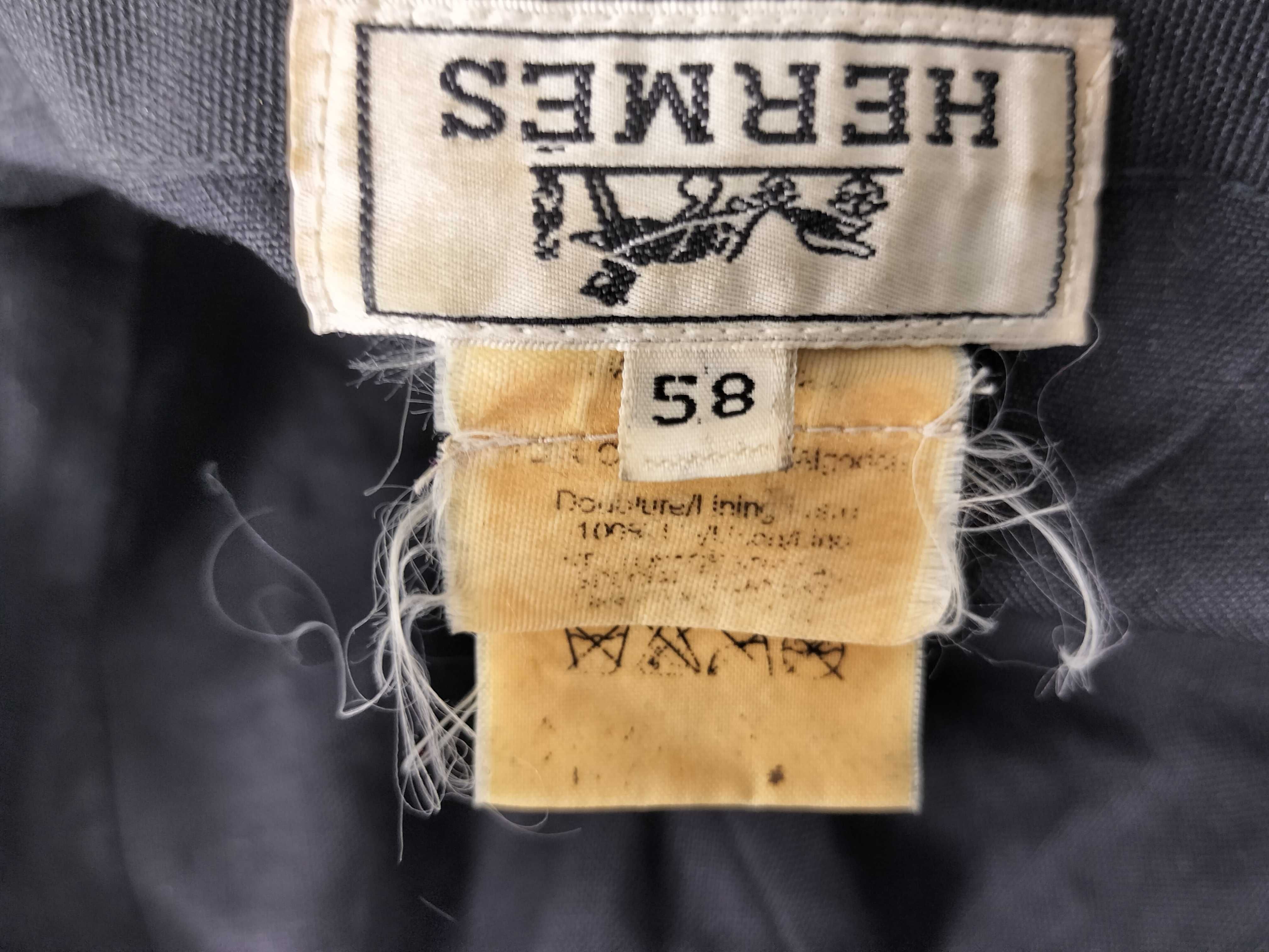 cap and other accessories — view 7