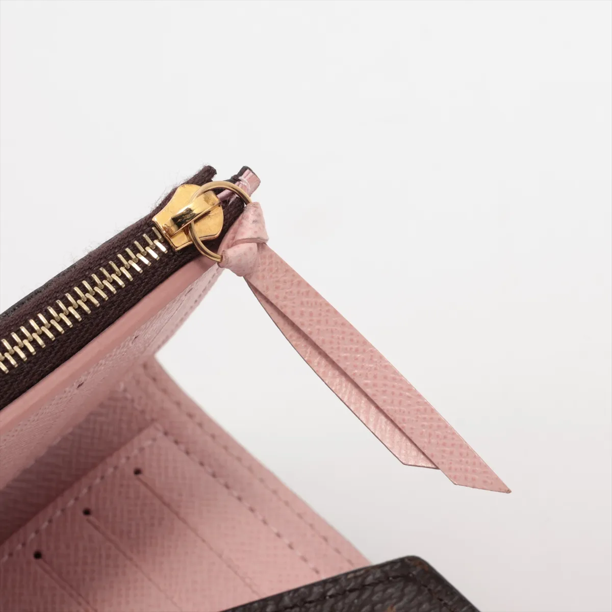 Monogram Portefeuille Victorine M62360 SF5109 Rose Ballerine Compact Wallet with Initial — view 8