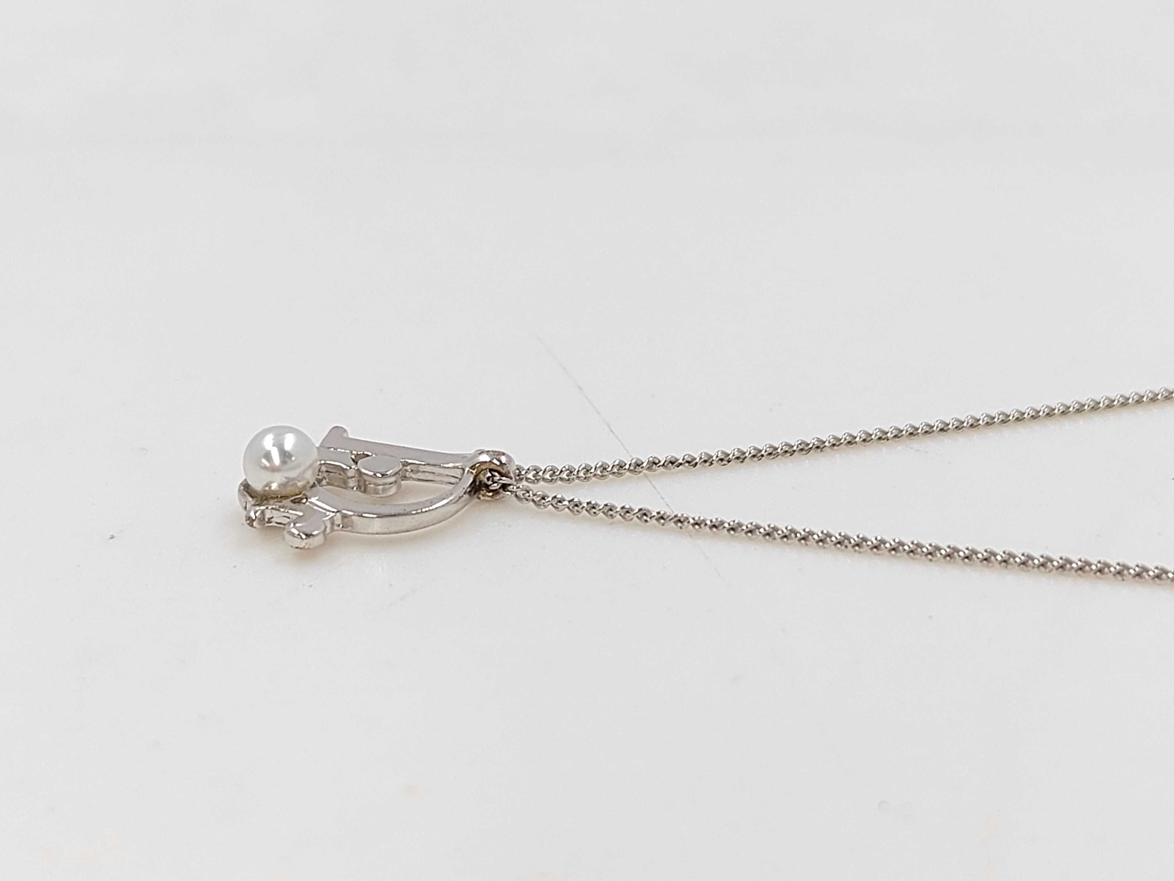 Logo Faux Pearl Silver Necklace — view 3