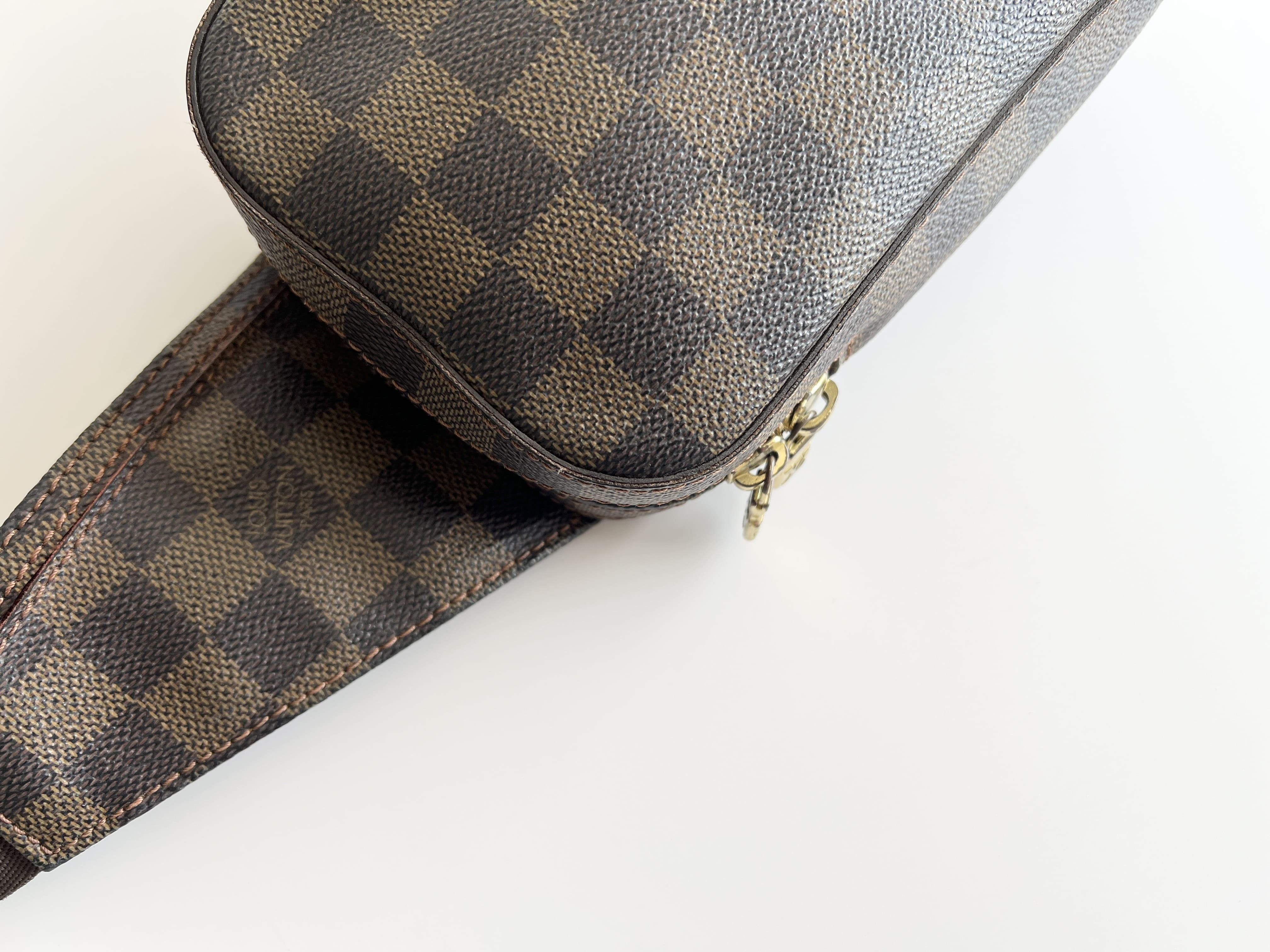 Geronimos N51994 Damier Ebene Leather Body Bag — view 9
