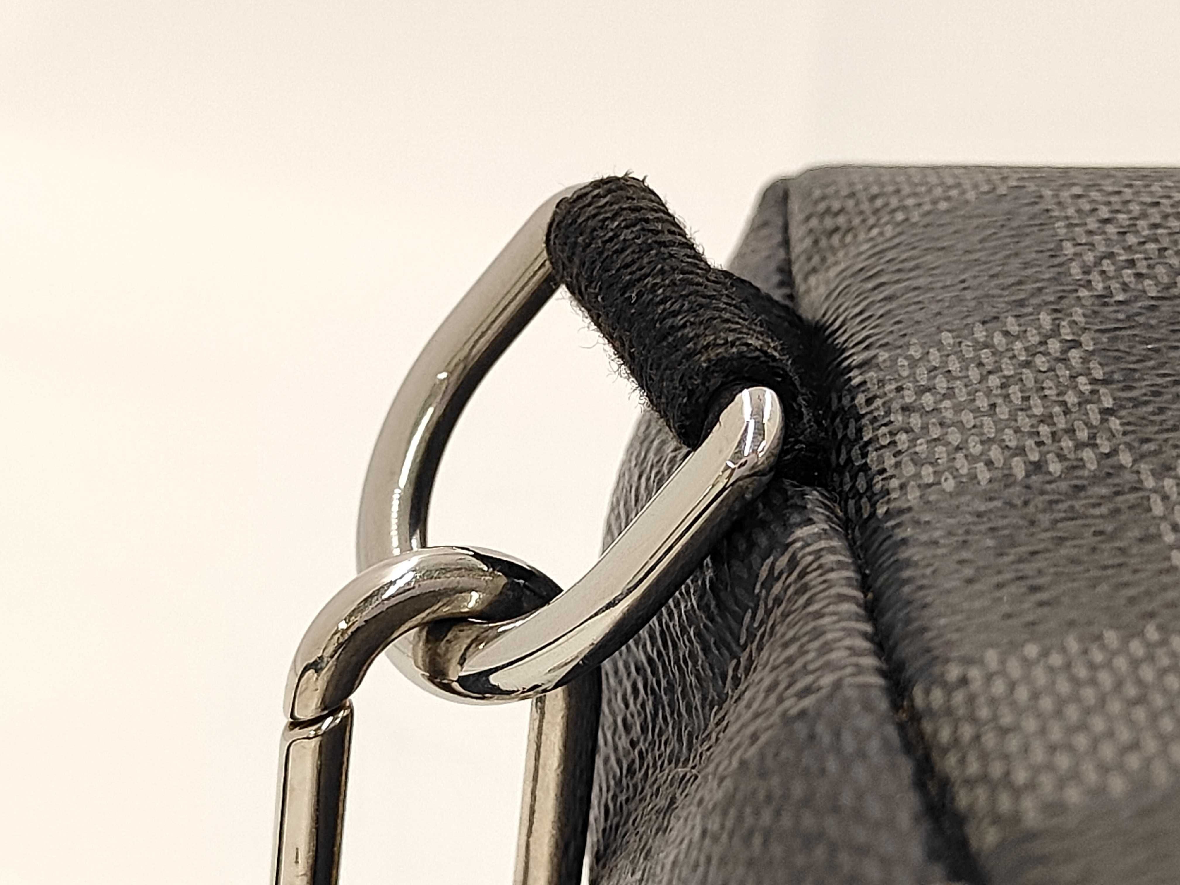 Damier Graphite Avenue Shoulder Bag — view 7