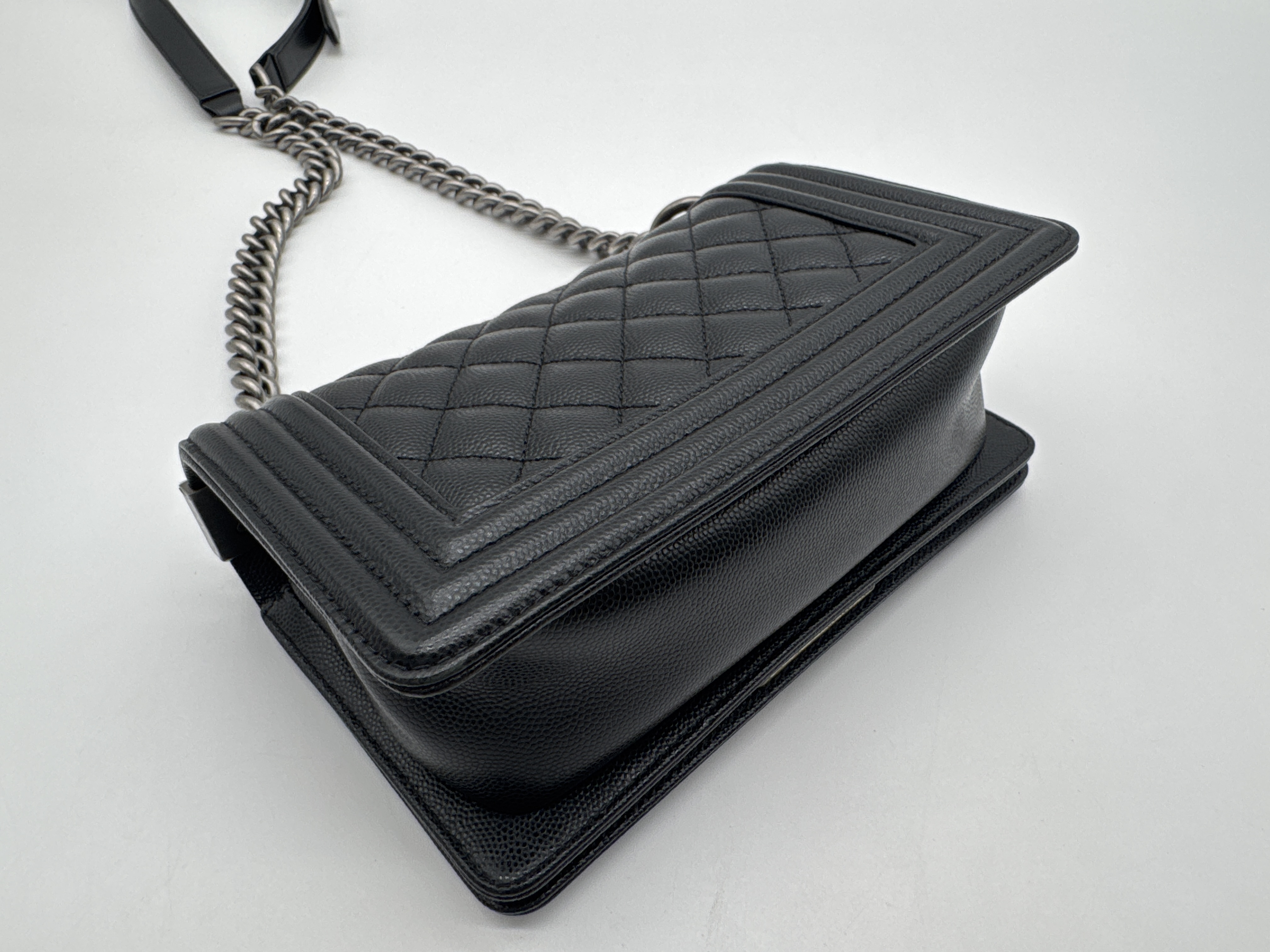 Caviar Skin Black Shoulder Bag — view 7