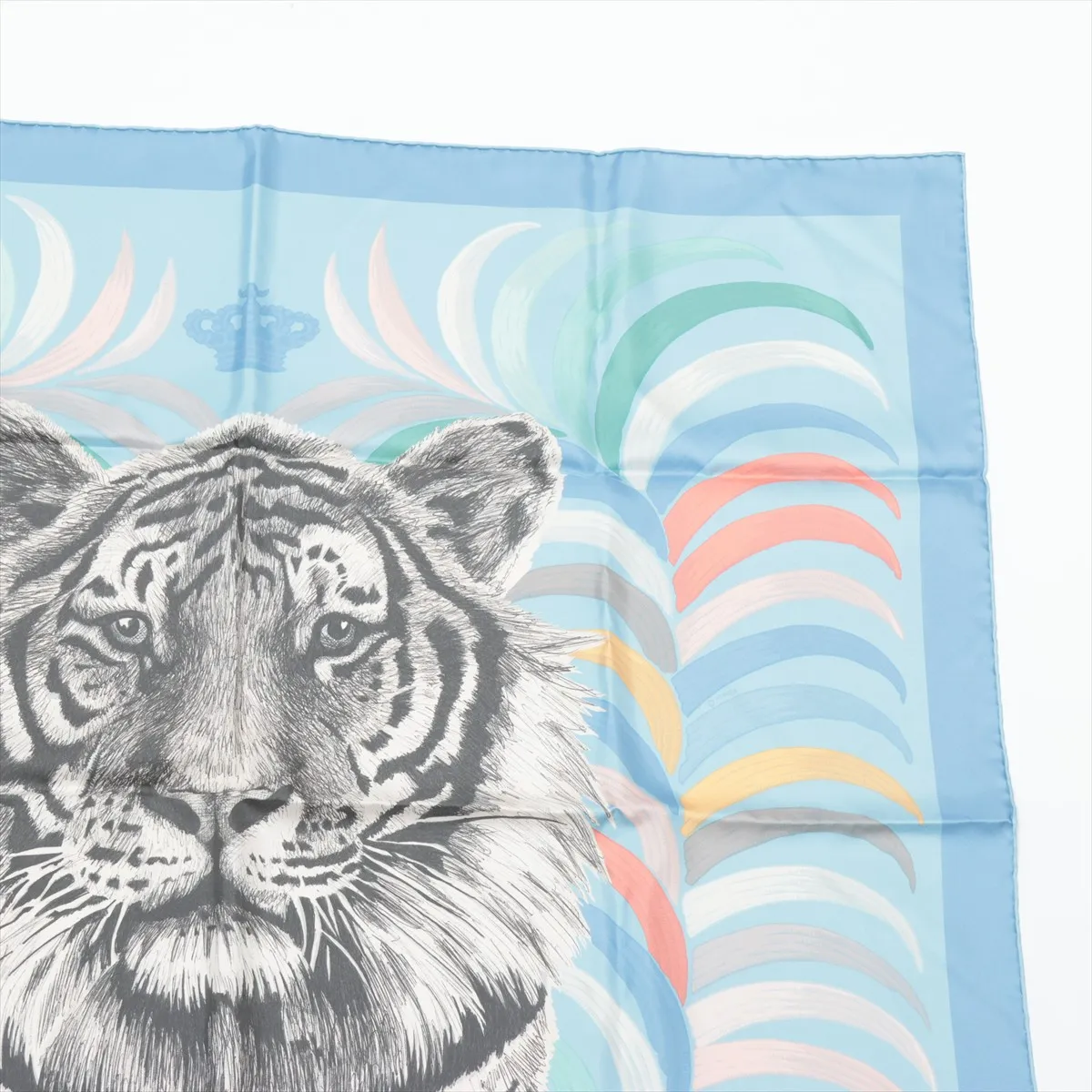 Carre 90 Tigre Royal (Tiger King) Scarf, Silk, Light Blue, with some wear, — view 3