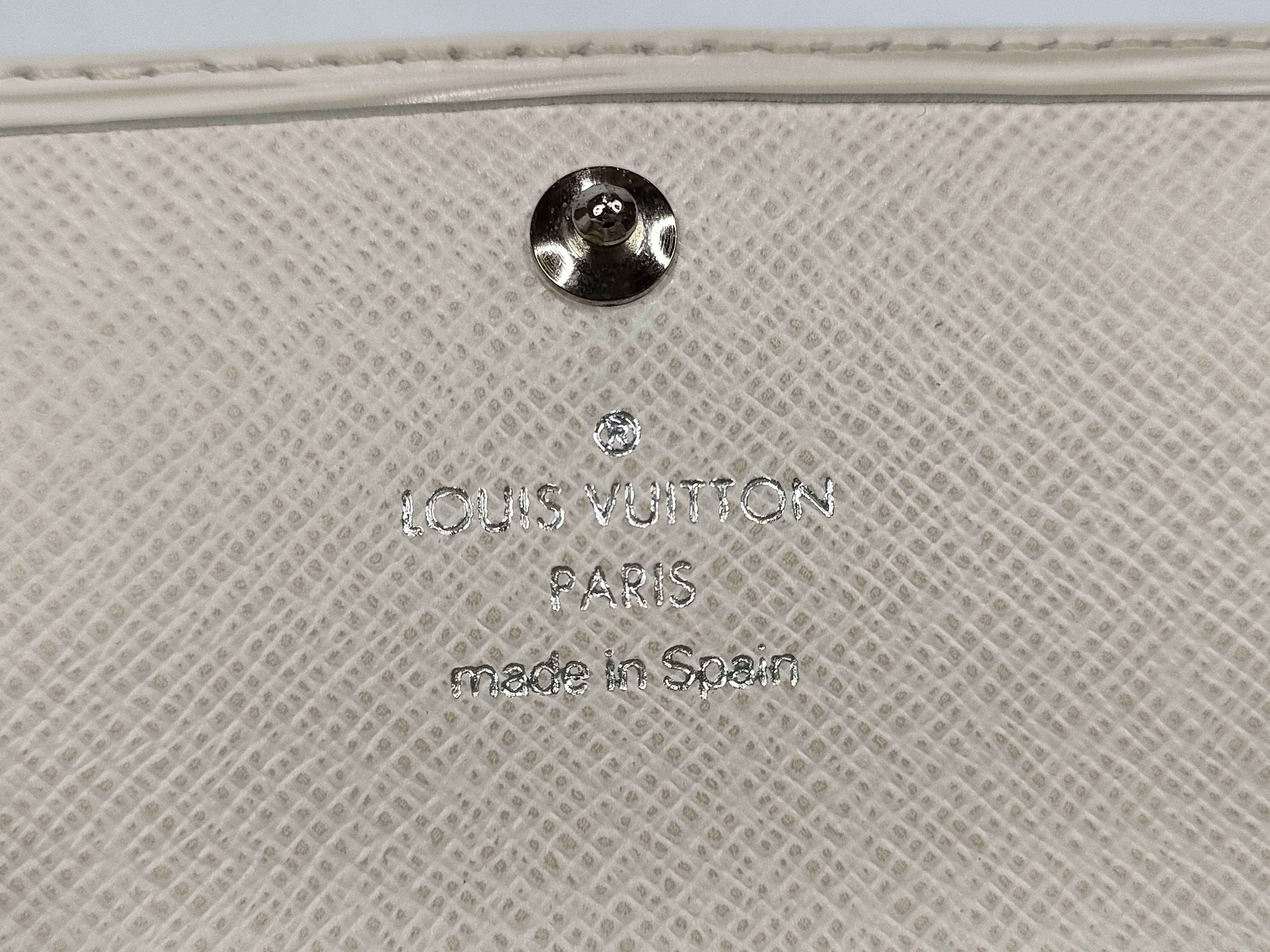 Epi Portefeuille Sarah Ivoire Long Wallet with Initials — view 13
