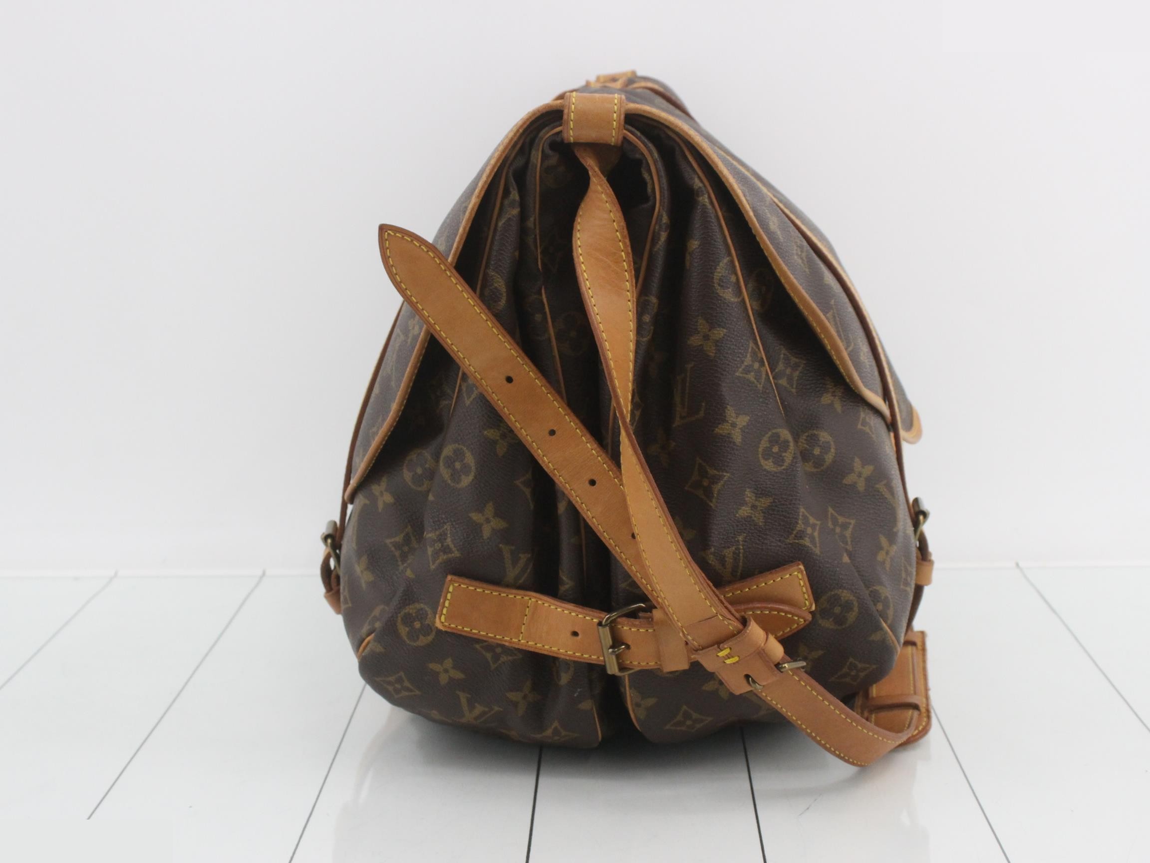 Monogram Shoulder Bag Saumur — view 4
