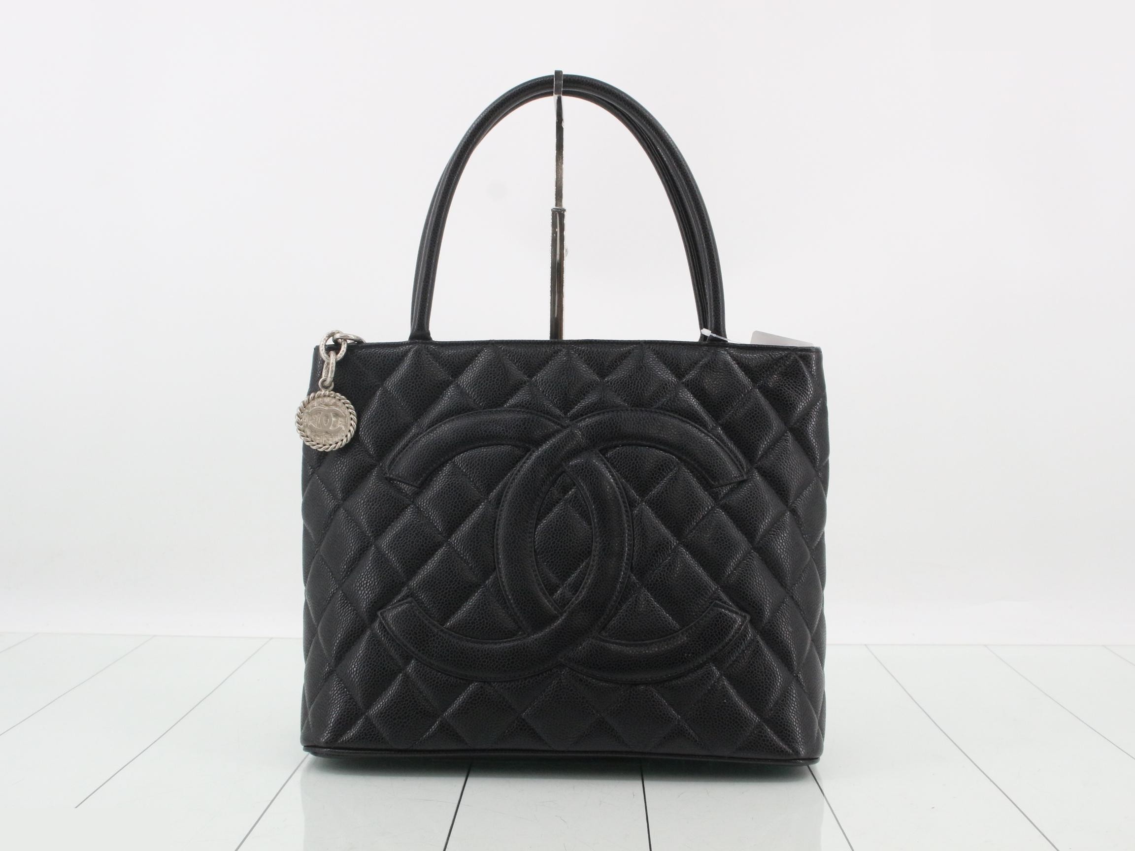 Caviar Skin SV Medal Reissue Tote Bag