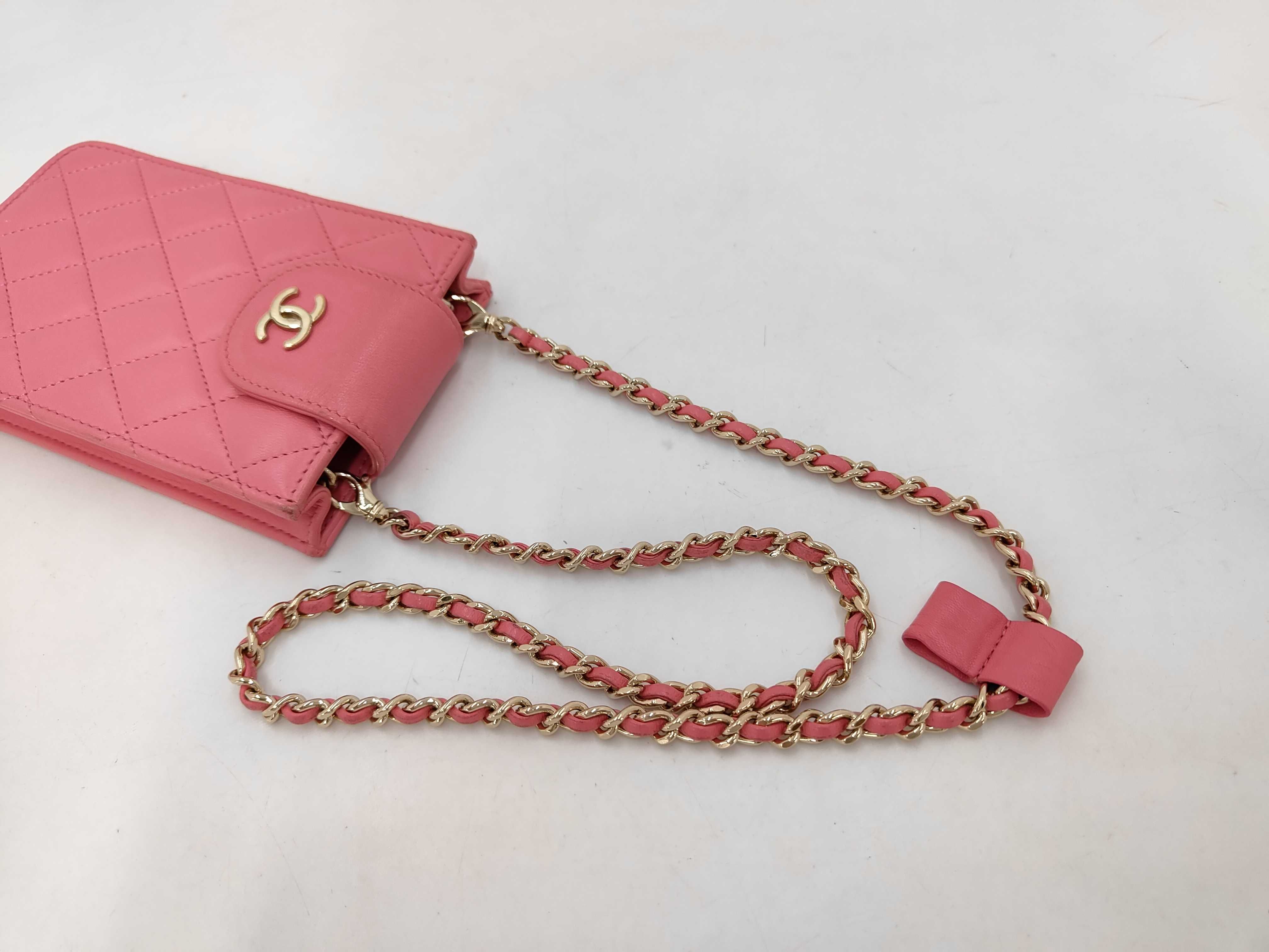 Matelassé Phone Shoulder Bag, Leather, Pink, Other Accessories — view 5