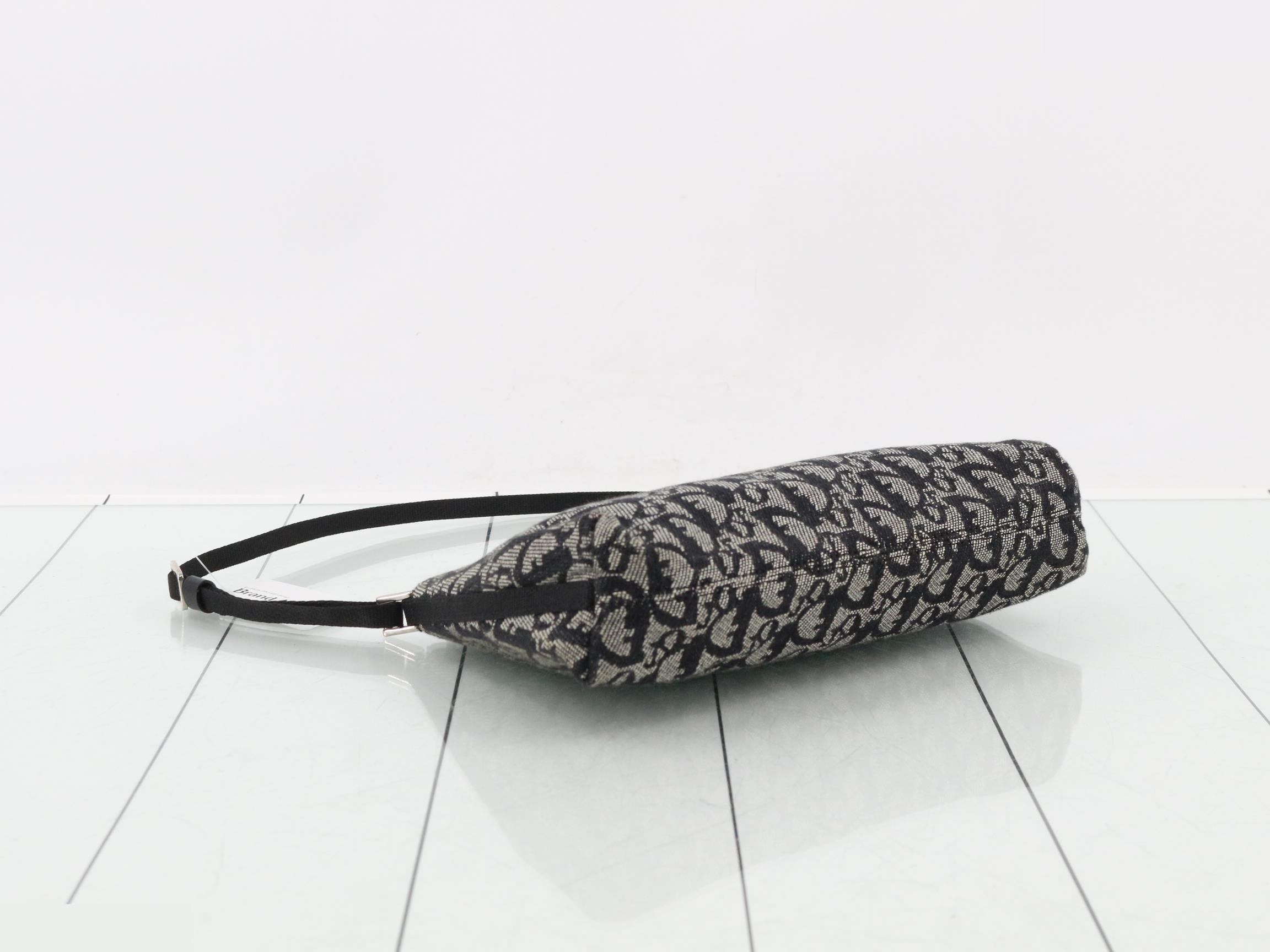 Trotter (bag) - Handbag - Gray/Black — view 5