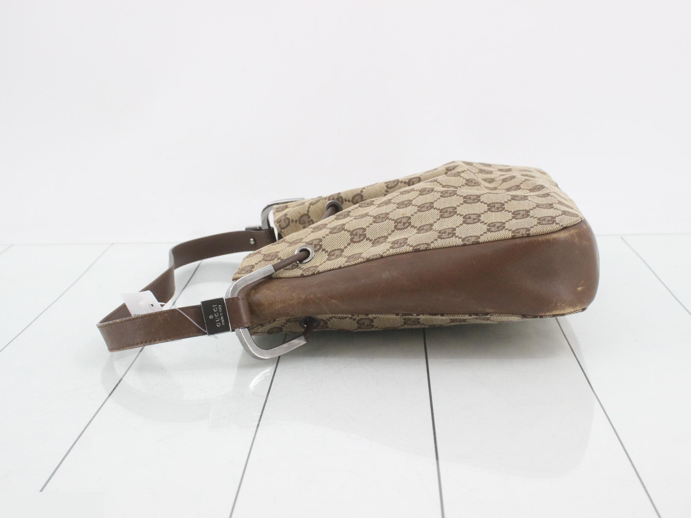GG Canvas (Bag) - Shoulder Bag — view 4