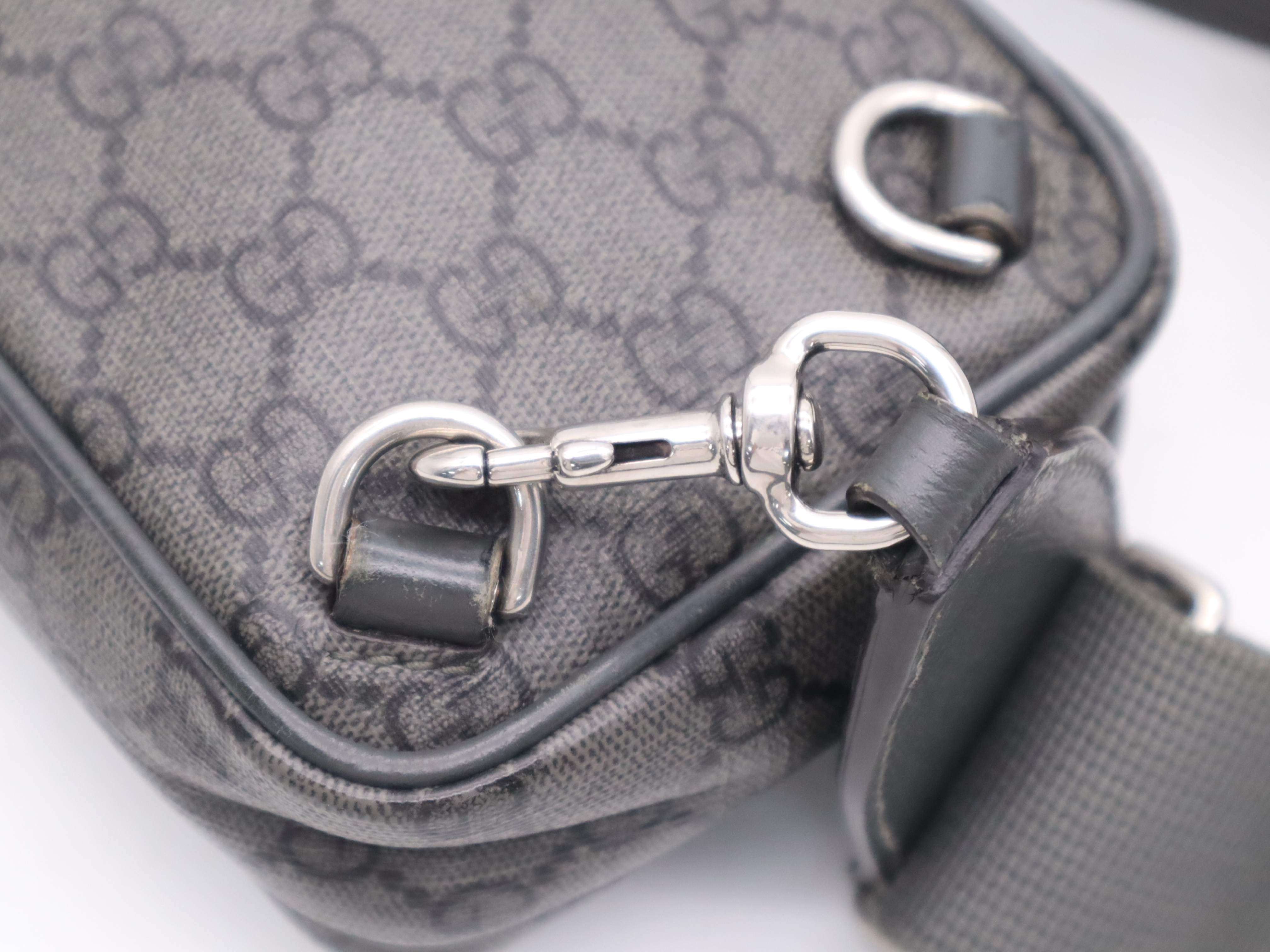 752565 Canvas x Leather Body Bag GG Supreme Grey Waist Bag — view 7