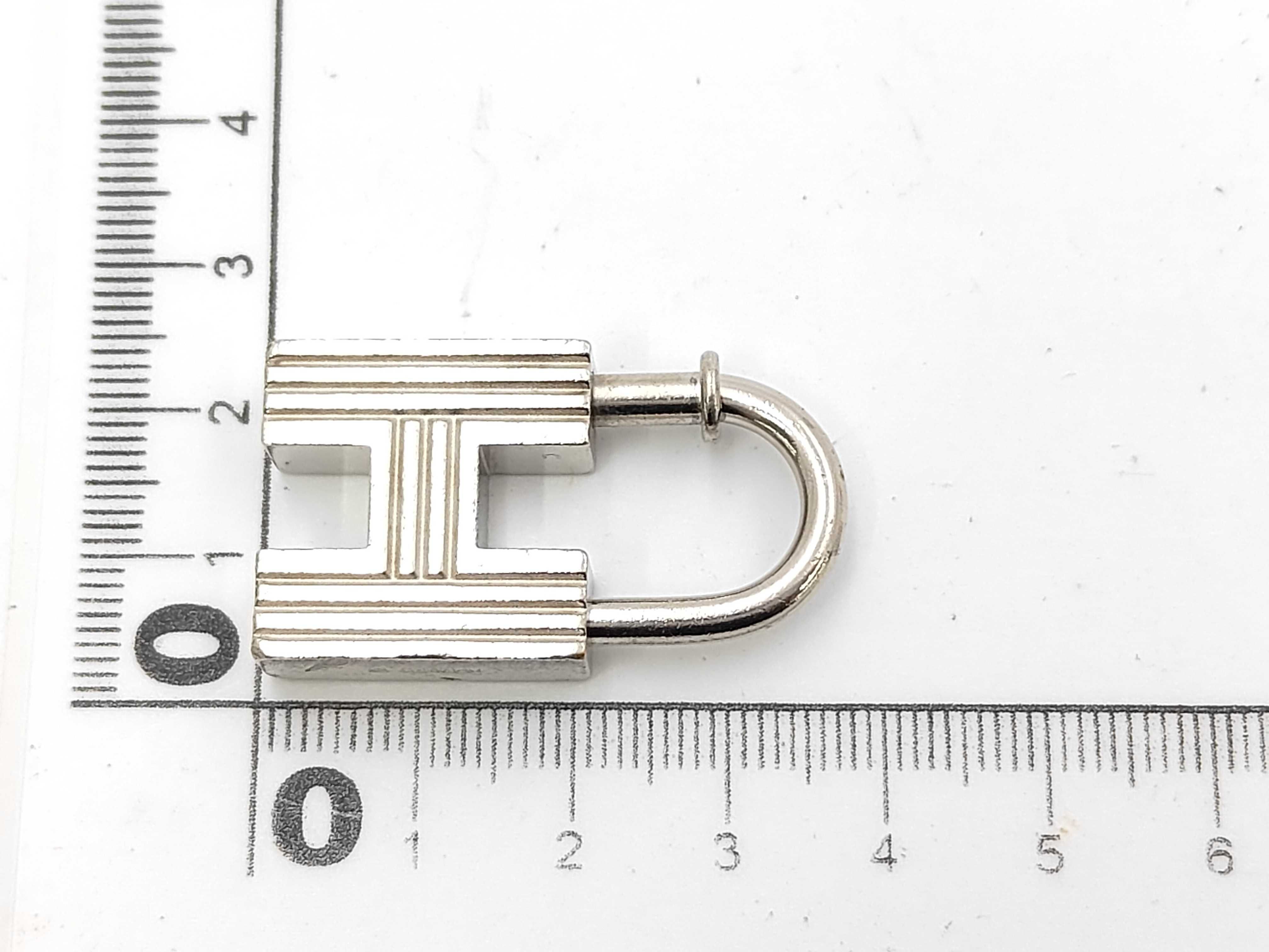 Cadena Charm Classic H Silver Charm — view 3