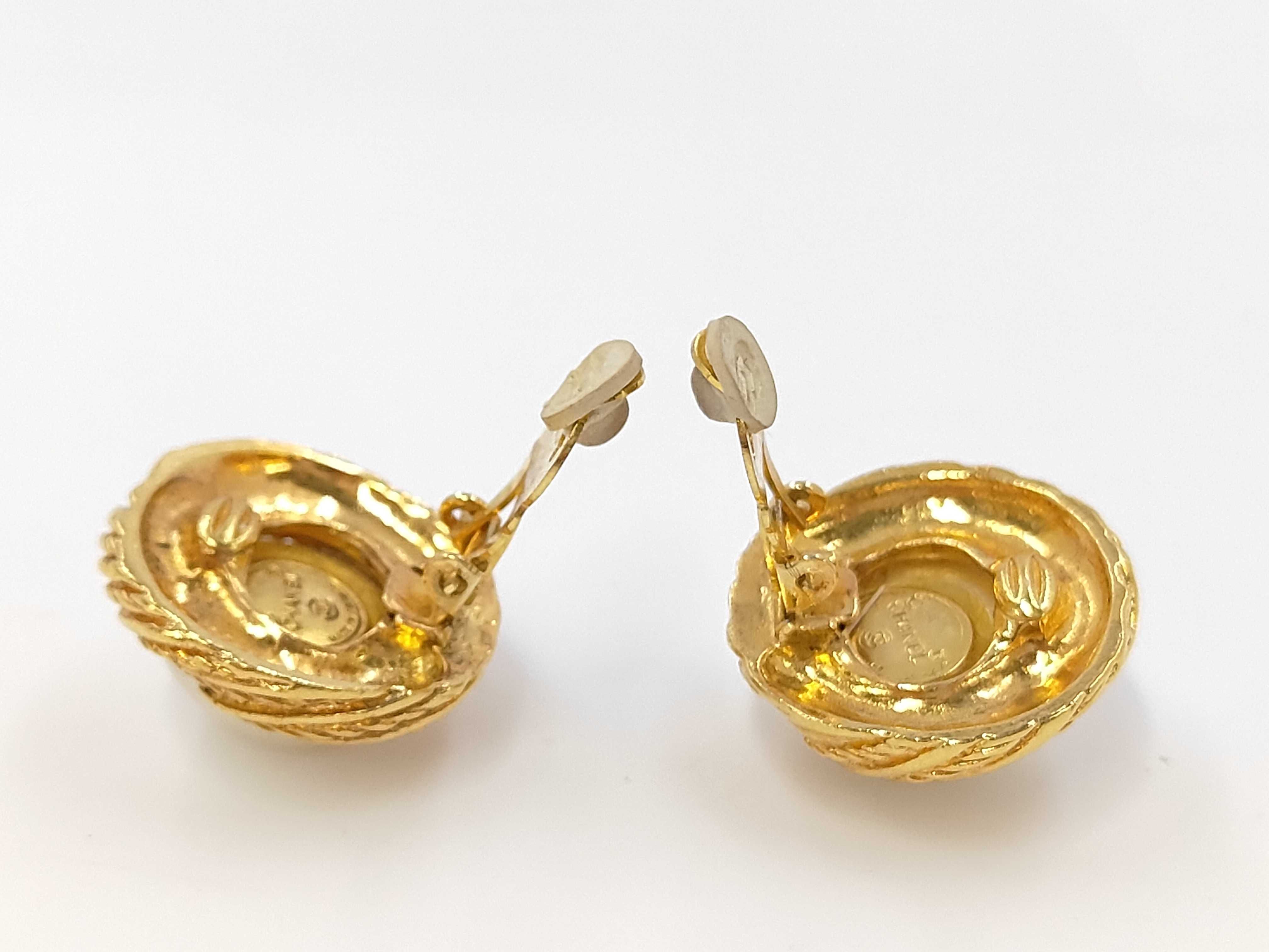 earrings — view 4