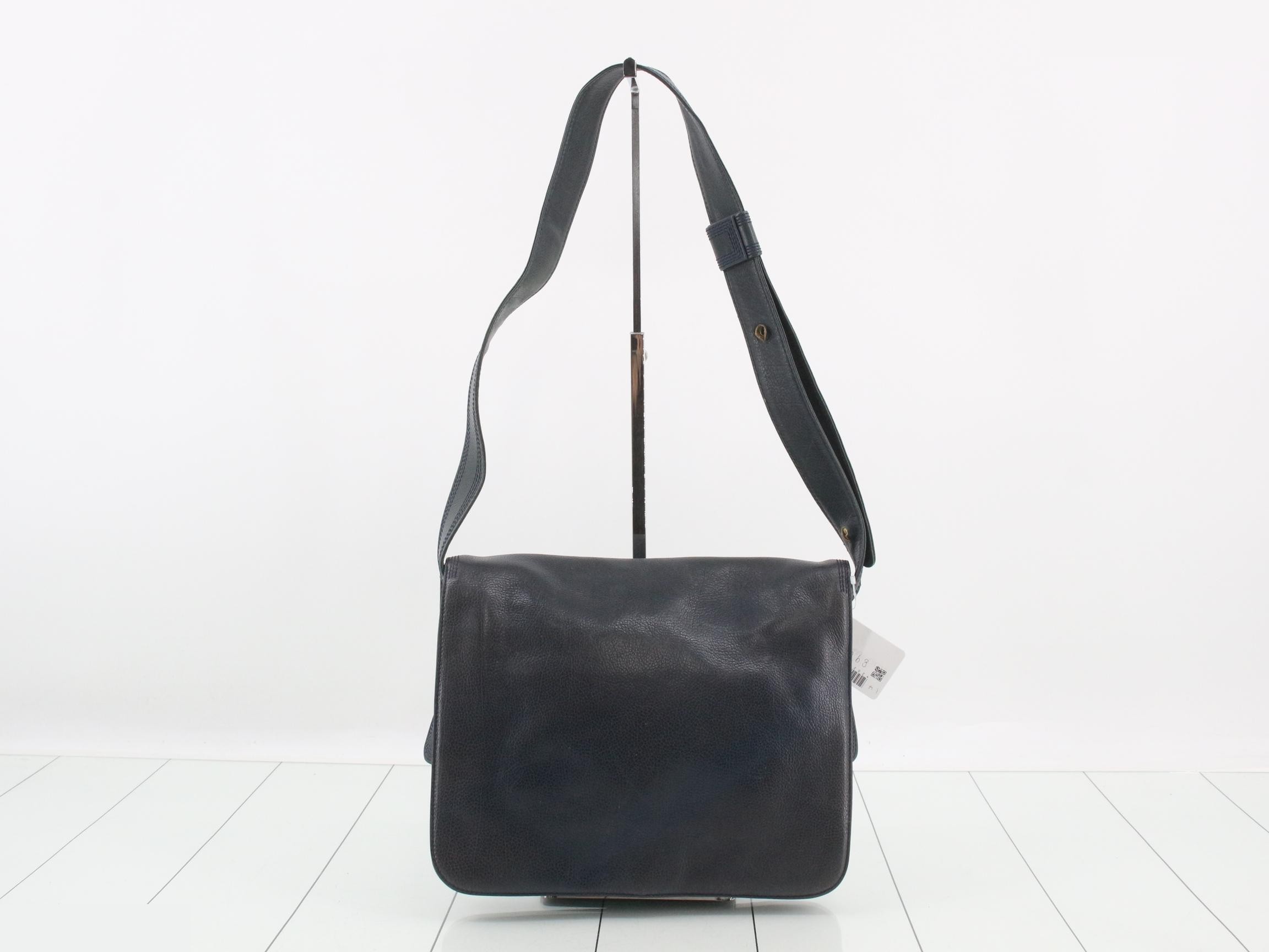 Leather shoulder bag — view 2